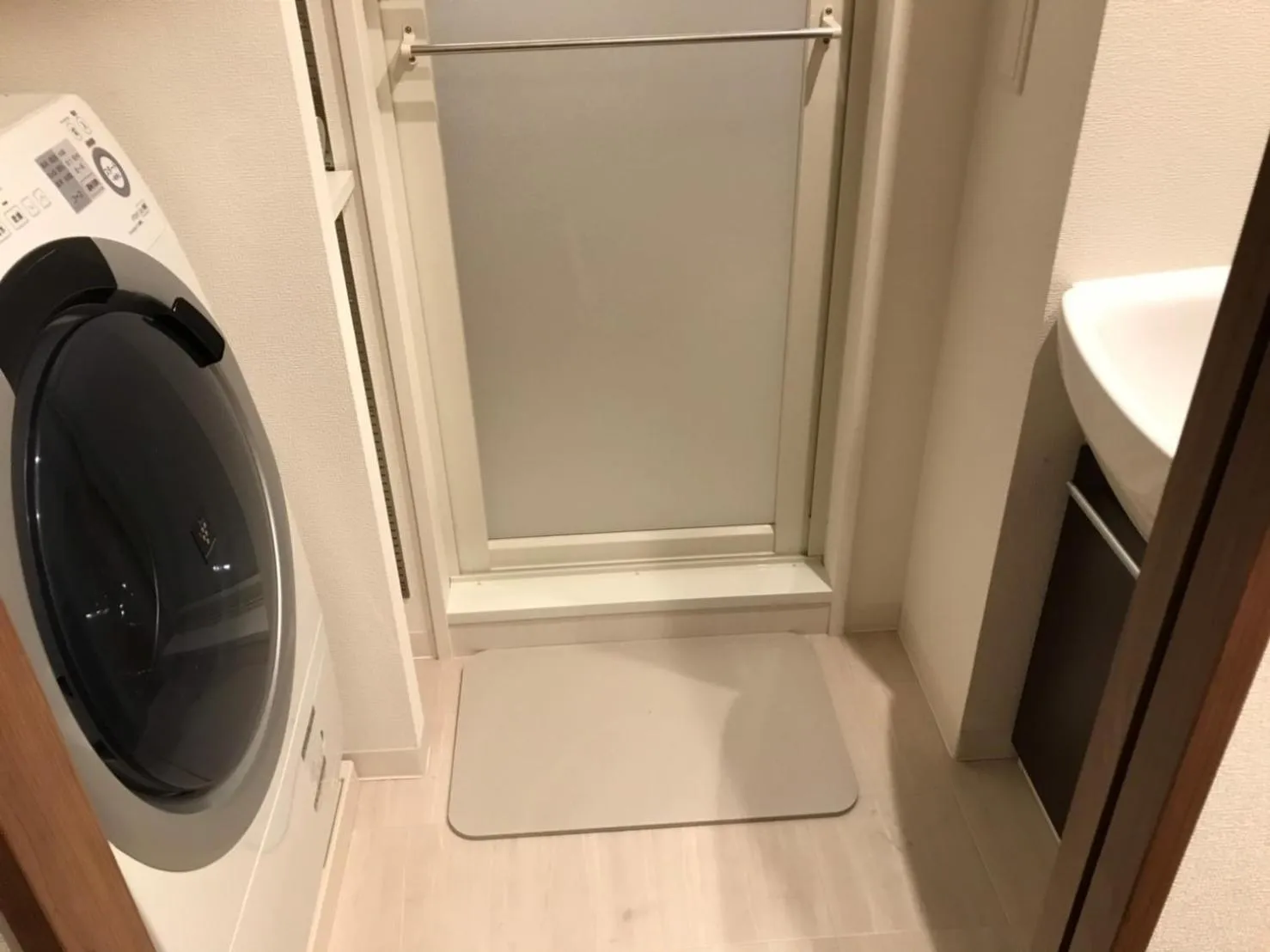 Local Hakata apartment No8