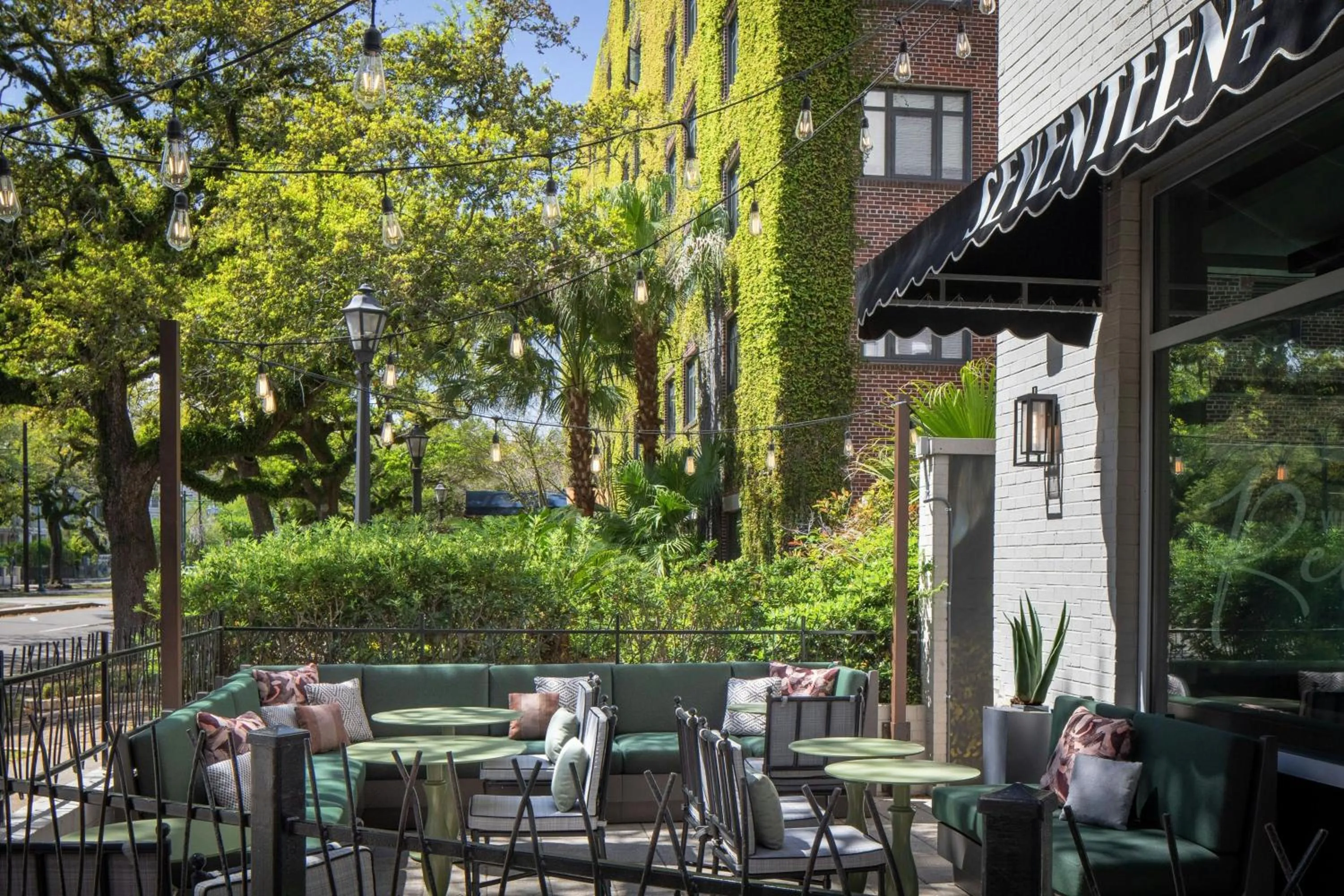 Restaurant/places to eat in Hotel Tonnelle New Orleans, a Tribute Portfolio Hotel