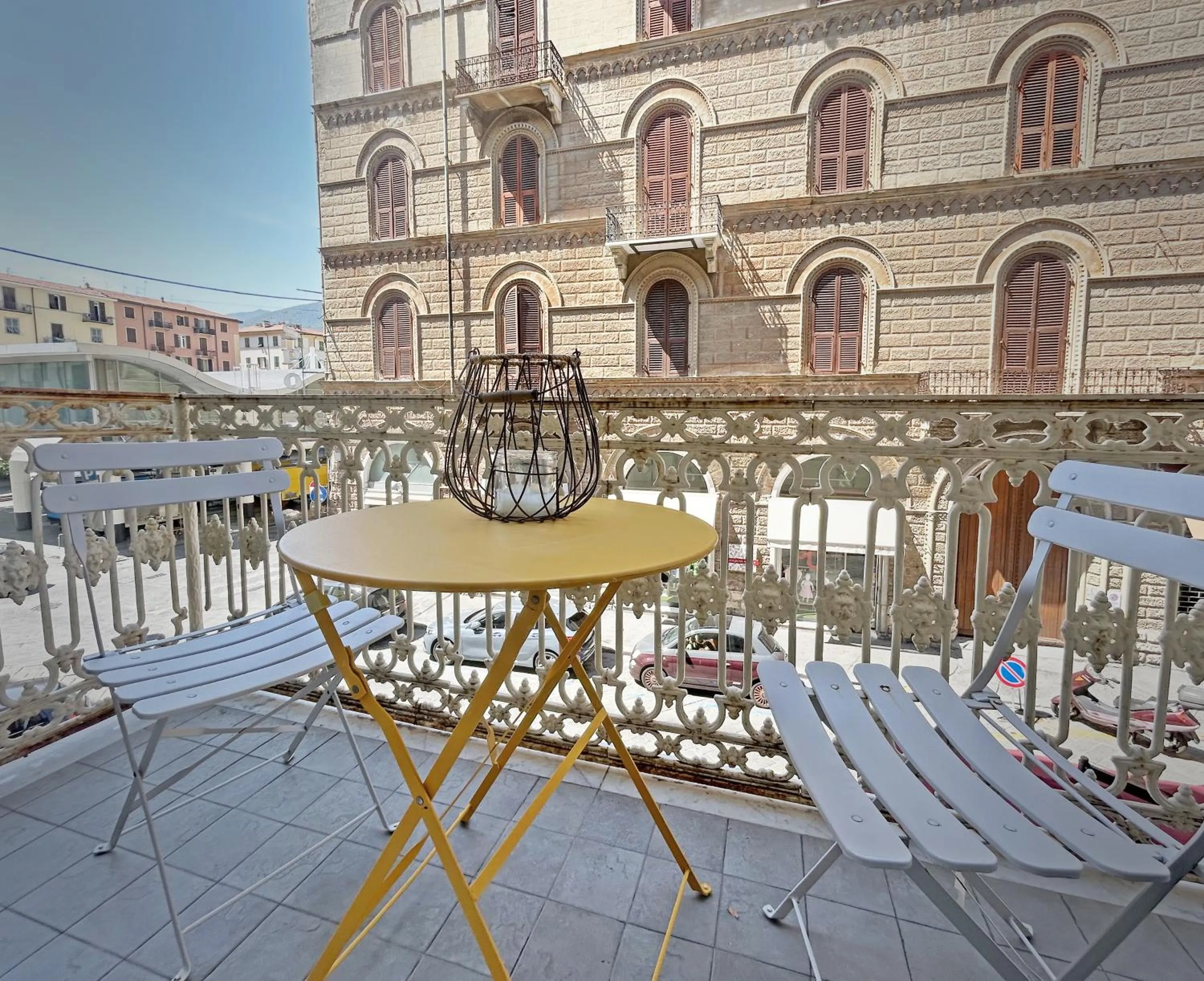 Balcony/Terrace in Affittacamere Everest