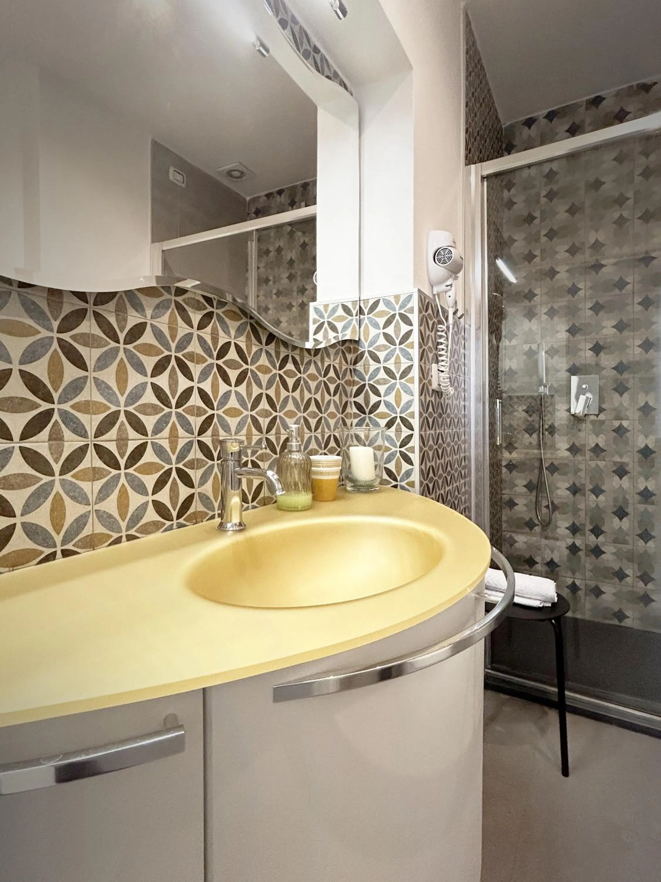 Bathroom in Affittacamere Everest