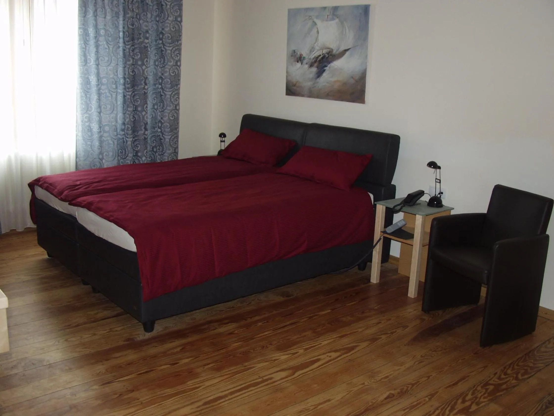 Bed in Exklusive Gästezimmer Landau