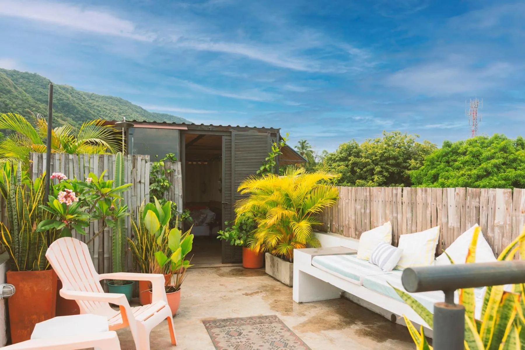 Double Room with Private External Bathroom in Casa Amberes