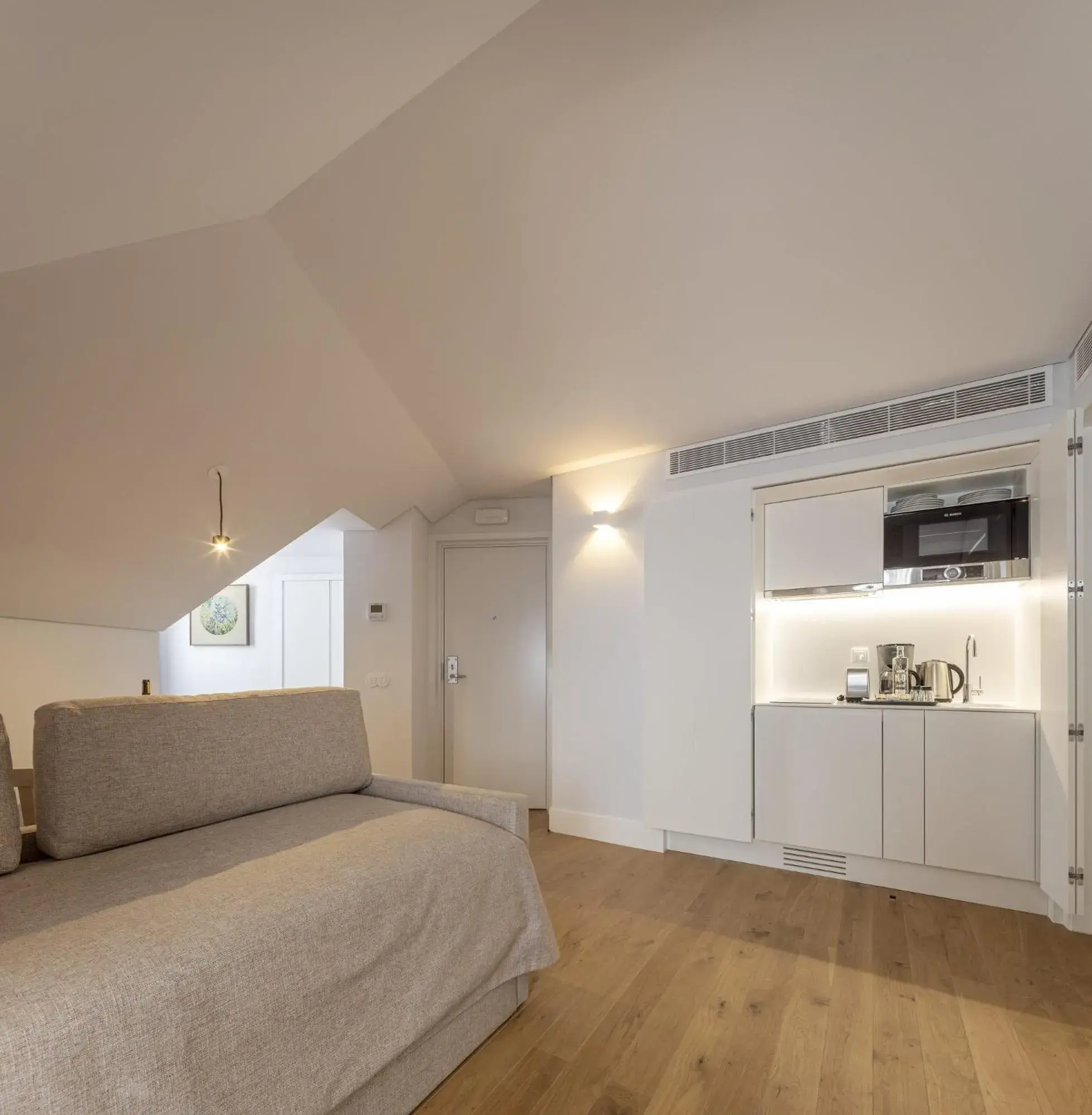 Living room in Lisbon Serviced Apartments - Madalena Living room in Lisbon Serviced Apartments - Madalena