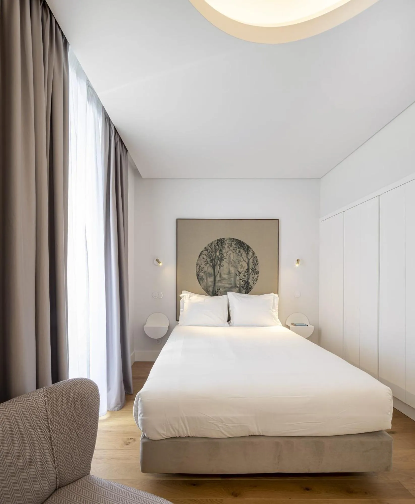 Bedroom, Bed in Lisbon Serviced Apartments - Madalena