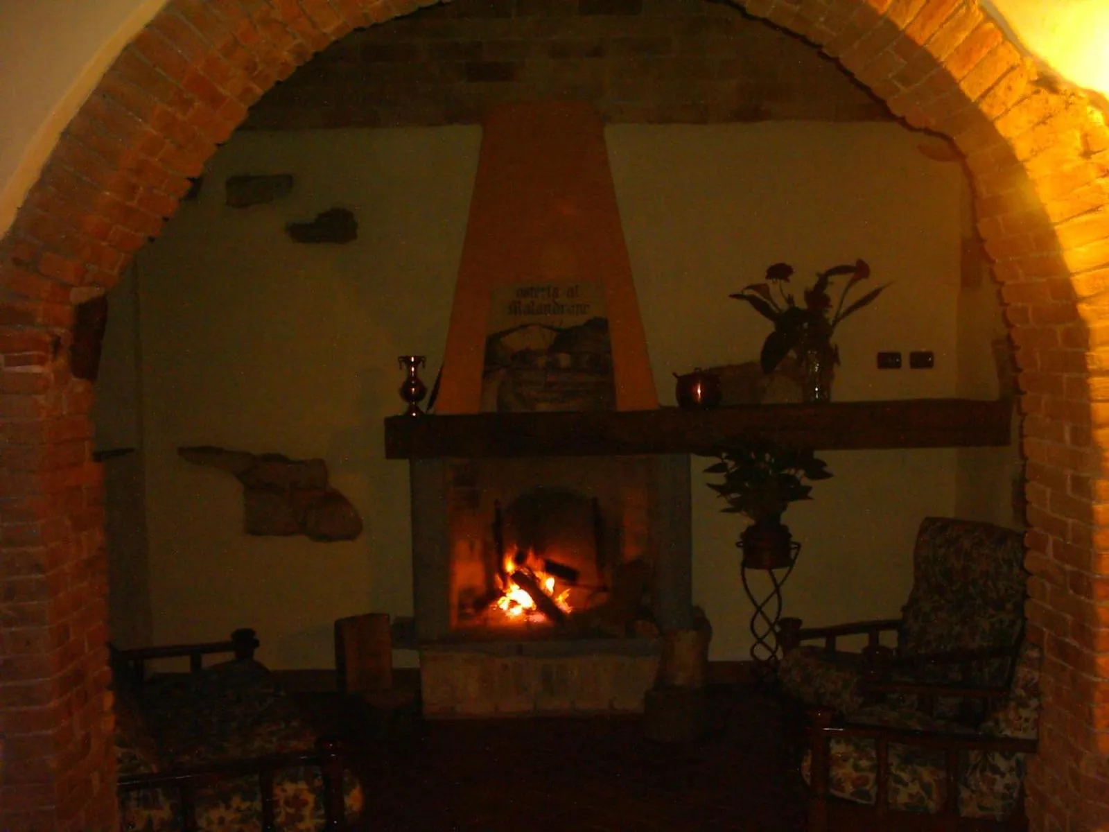 Seating area in Hotel Il Malandrone