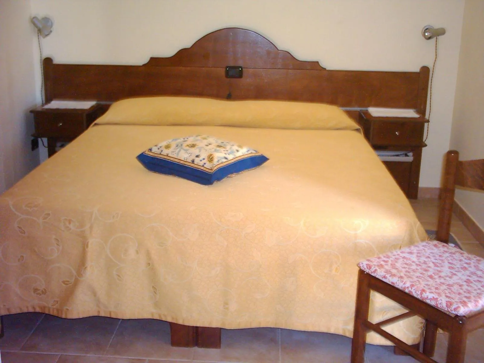 Photo of the whole room, Bed in Hotel Il Malandrone