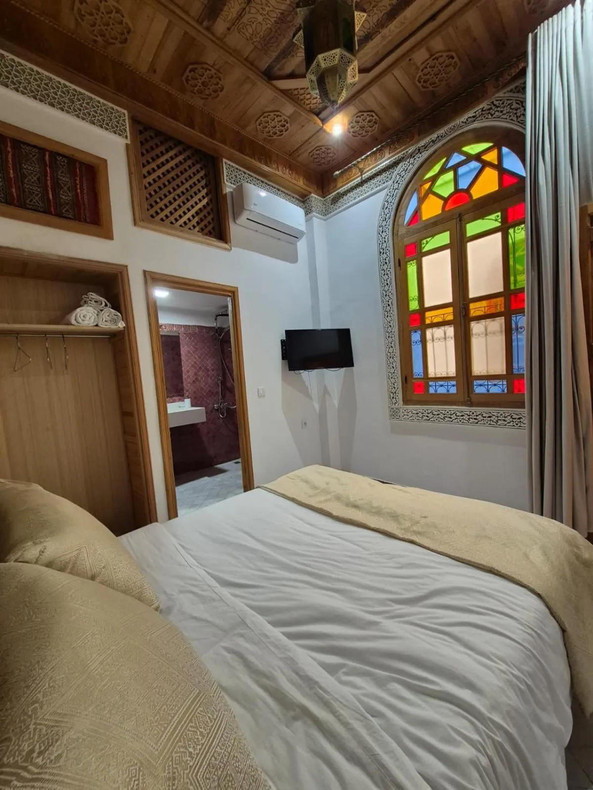 Decorative detail, Bed in Riad Rasia