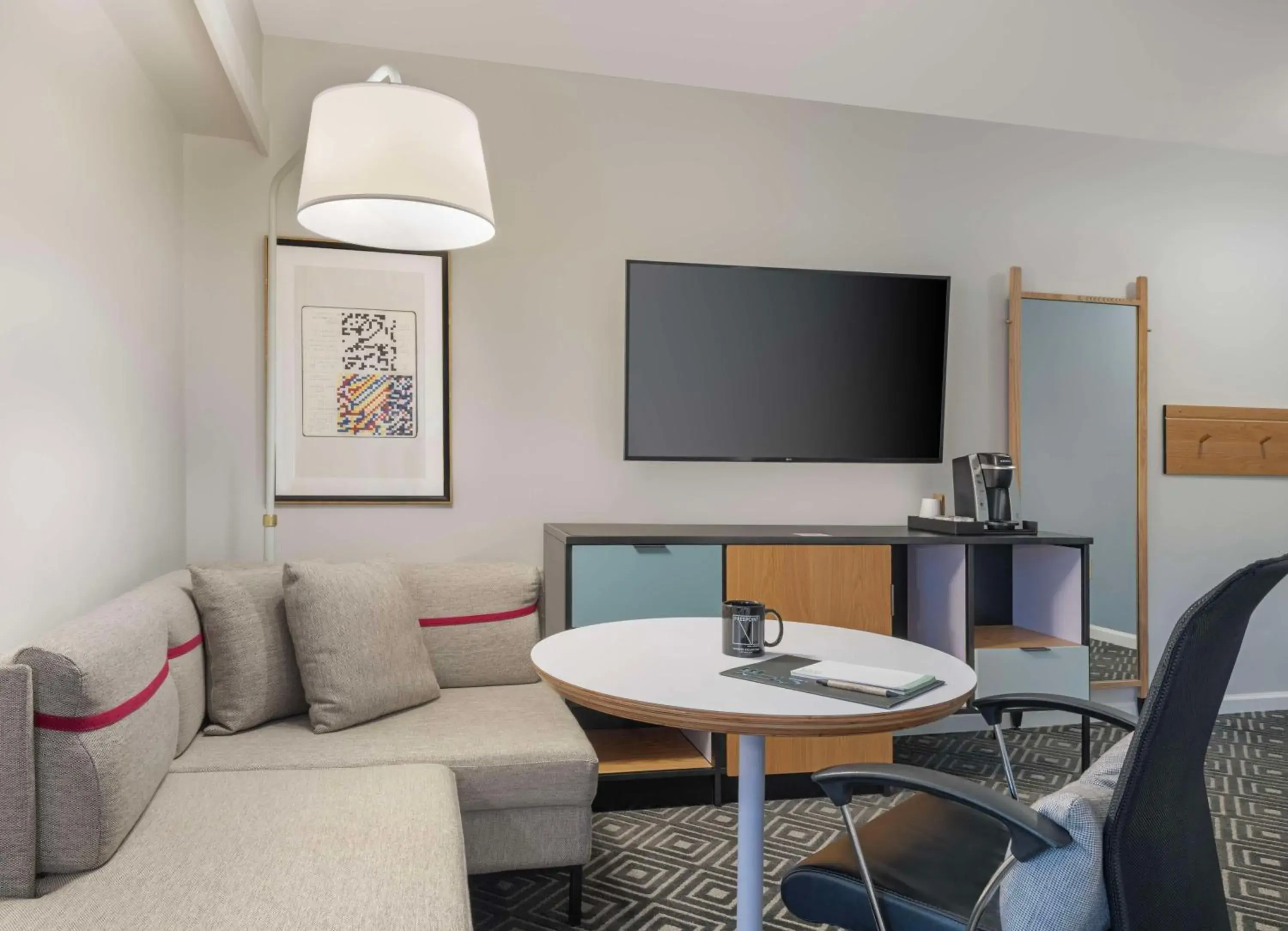 Living room in Freepoint Hotel Cambridge, Tapestry Collection by Hilton Living room in Freepoint Hotel Cambridge, Tapestry Collection by Hilton