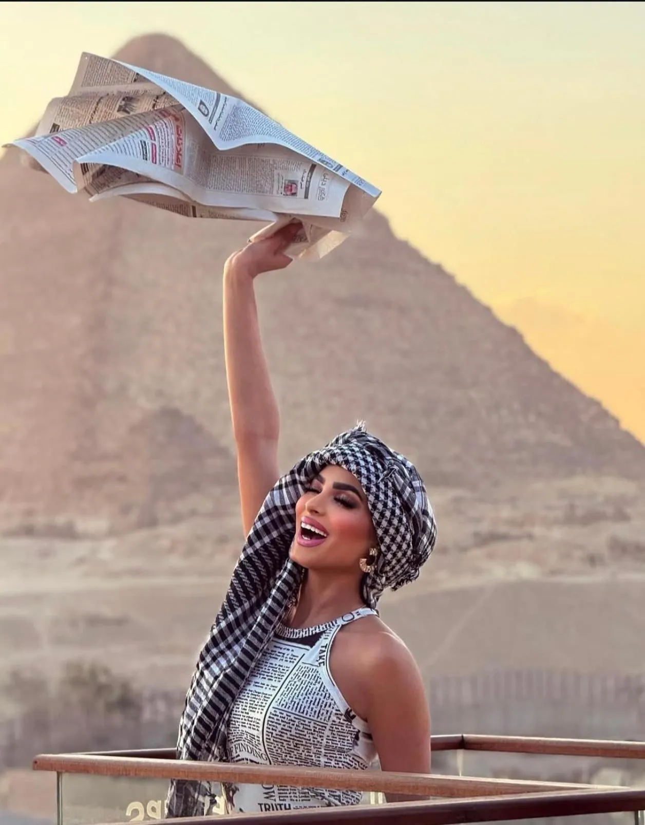 Day in Sahara Pyramids Inn