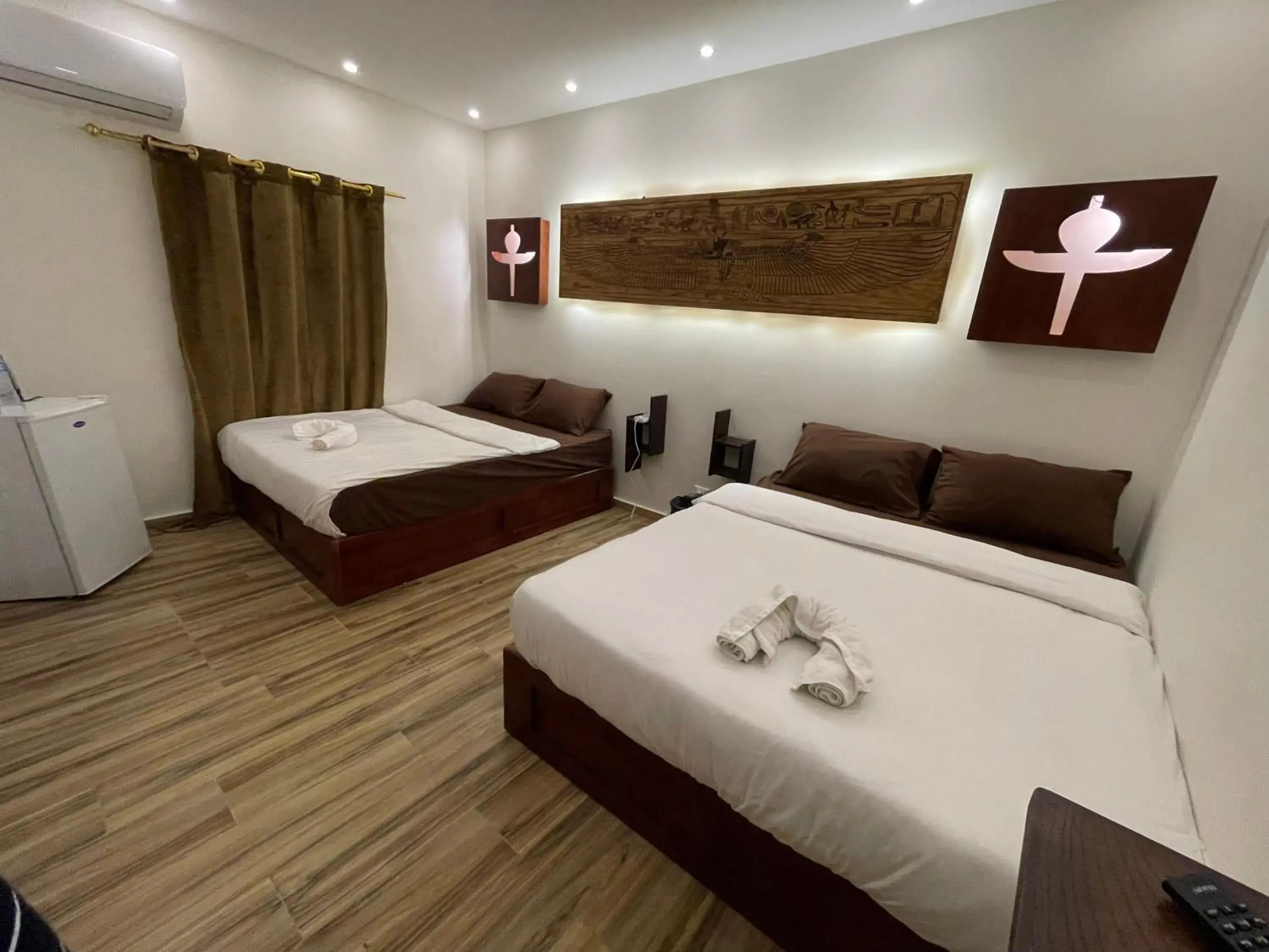 Deluxe Family Room - single occupancy in Sahara Pyramids Inn Deluxe Family Room - single occupancy in Sahara Pyramids Inn