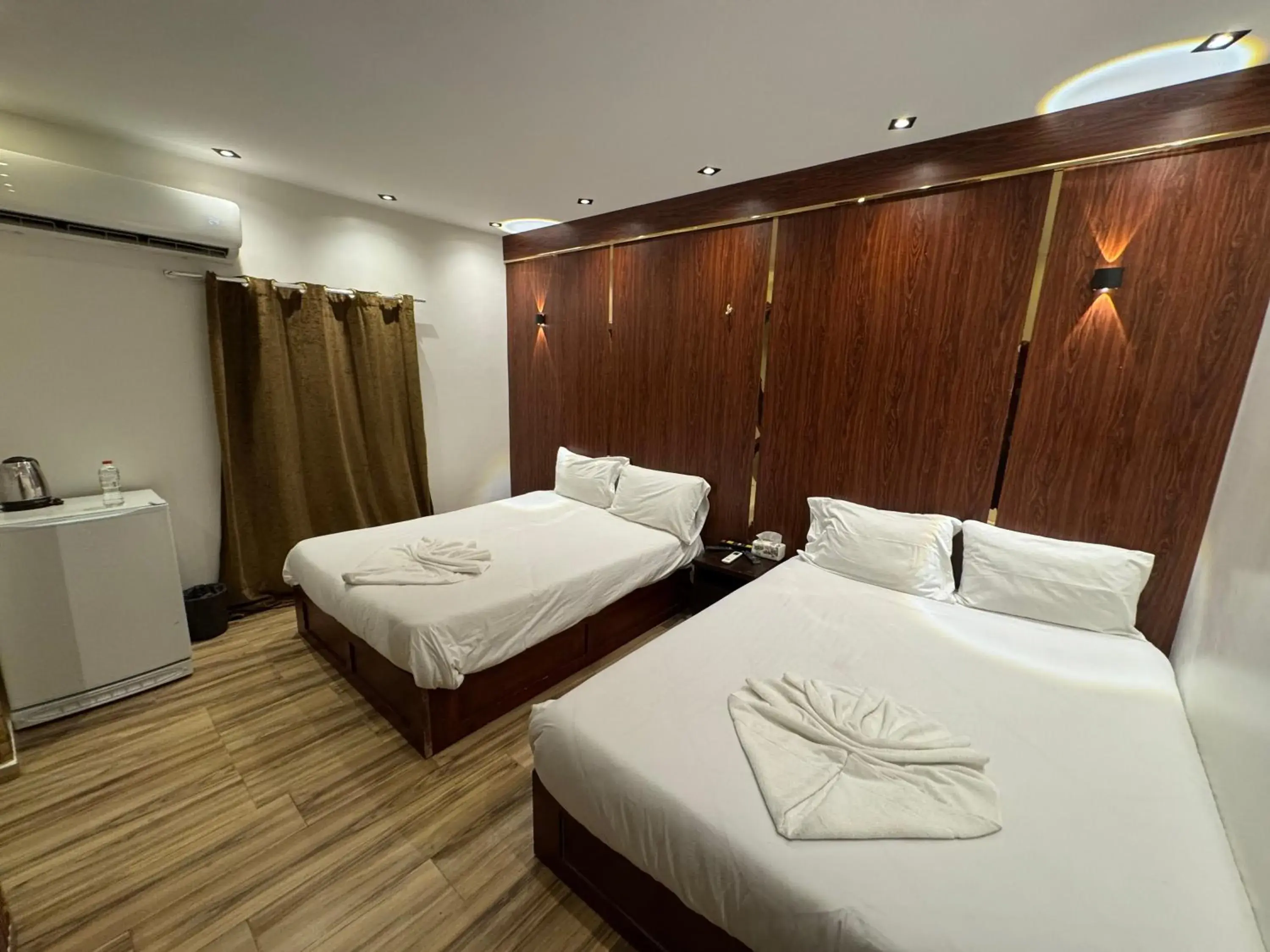 Deluxe Family Room - single occupancy in Sahara Pyramids Inn Deluxe Family Room - single occupancy in Sahara Pyramids Inn