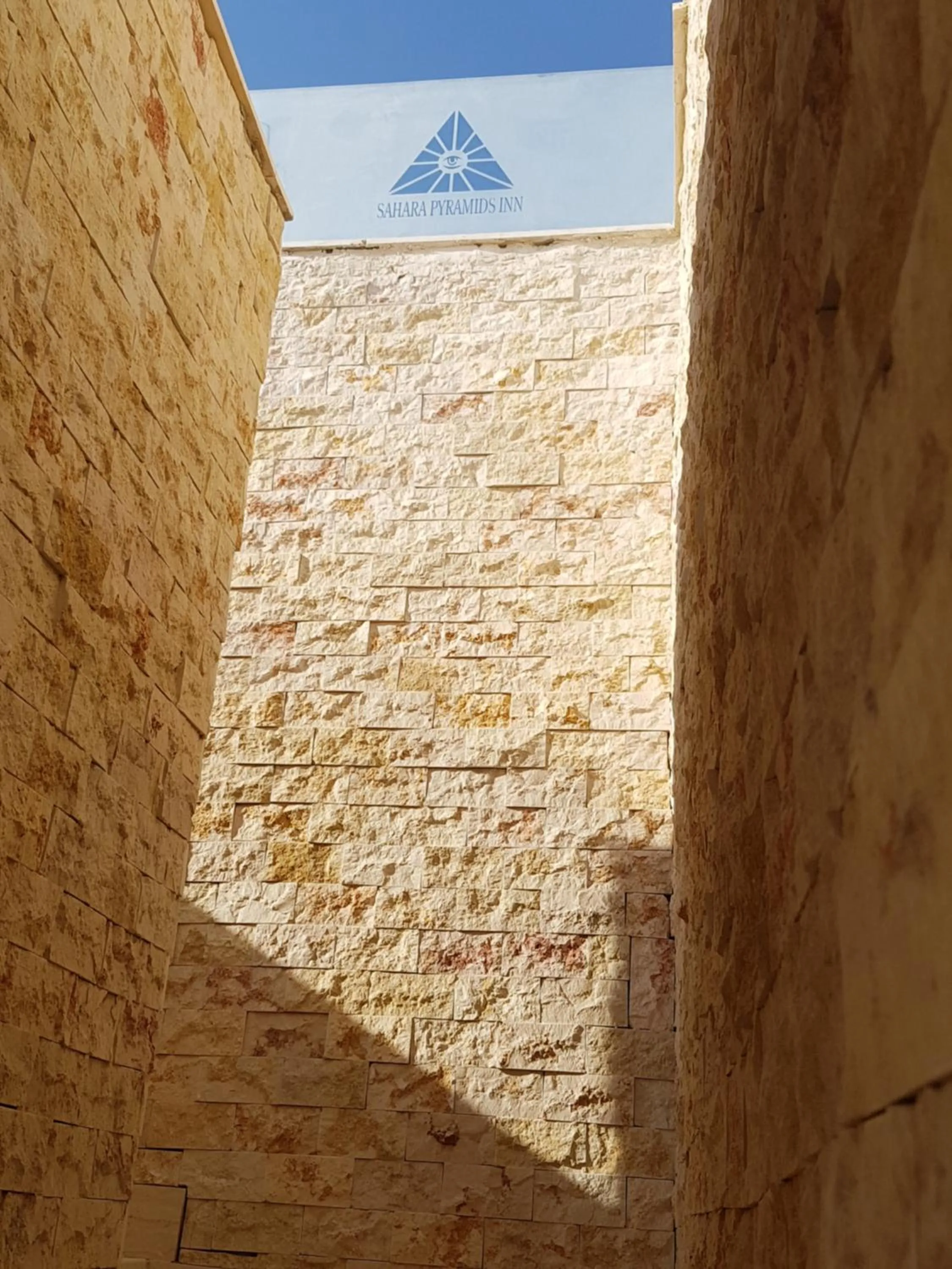 Area and facilities in Sahara Pyramids Inn