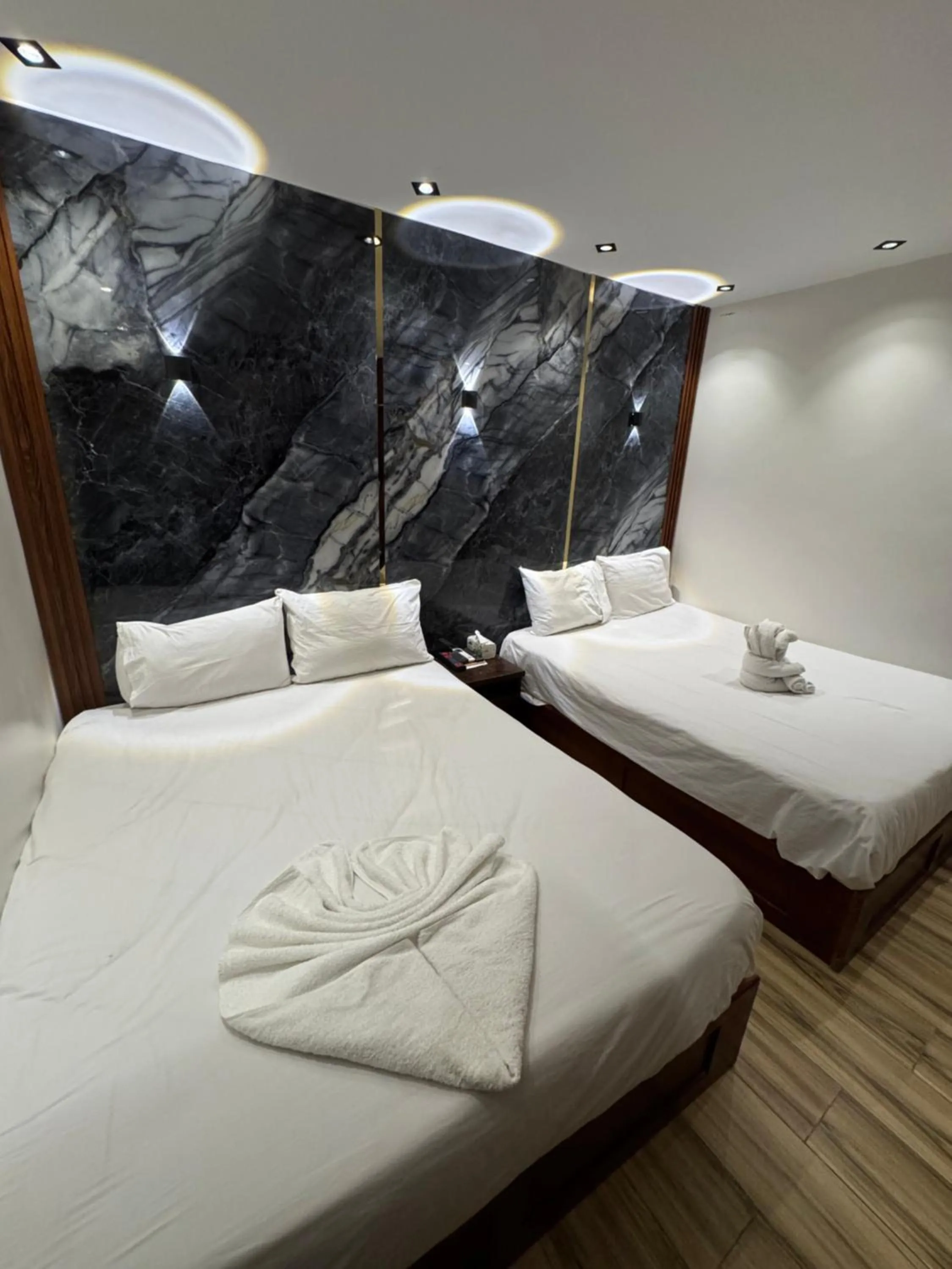 Bed in Sahara Pyramids Inn