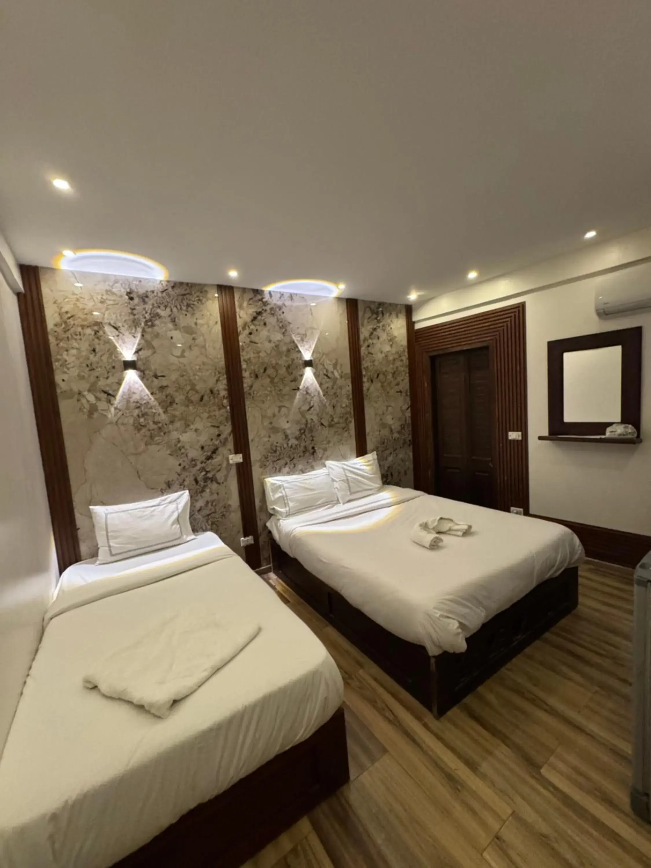 Budget Triple Room - single occupancy in Sahara Pyramids Inn Budget Triple Room - single occupancy in Sahara Pyramids Inn