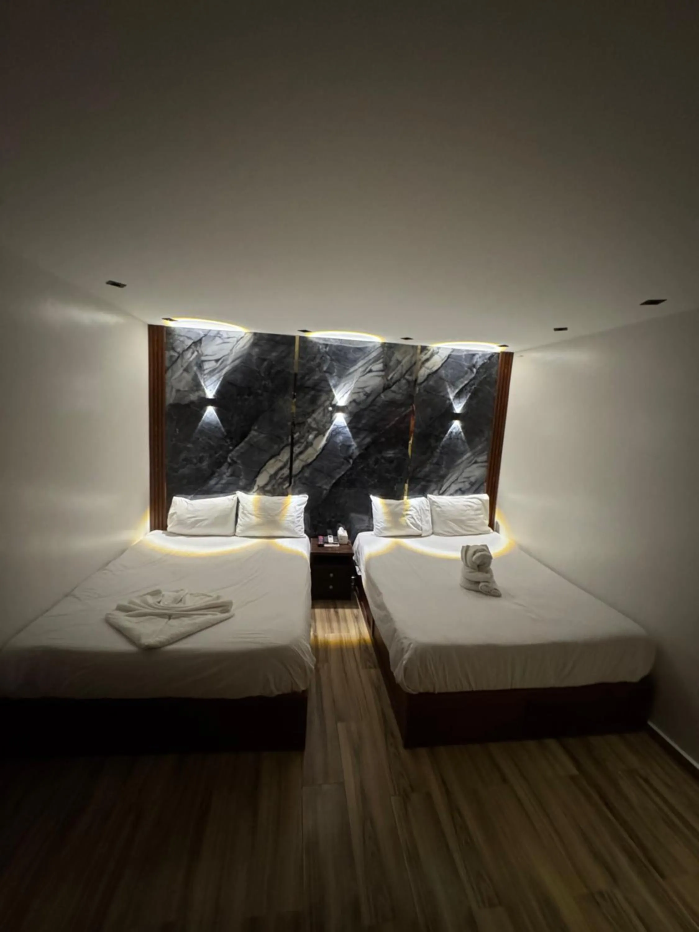 Bed in Sahara Pyramids Inn