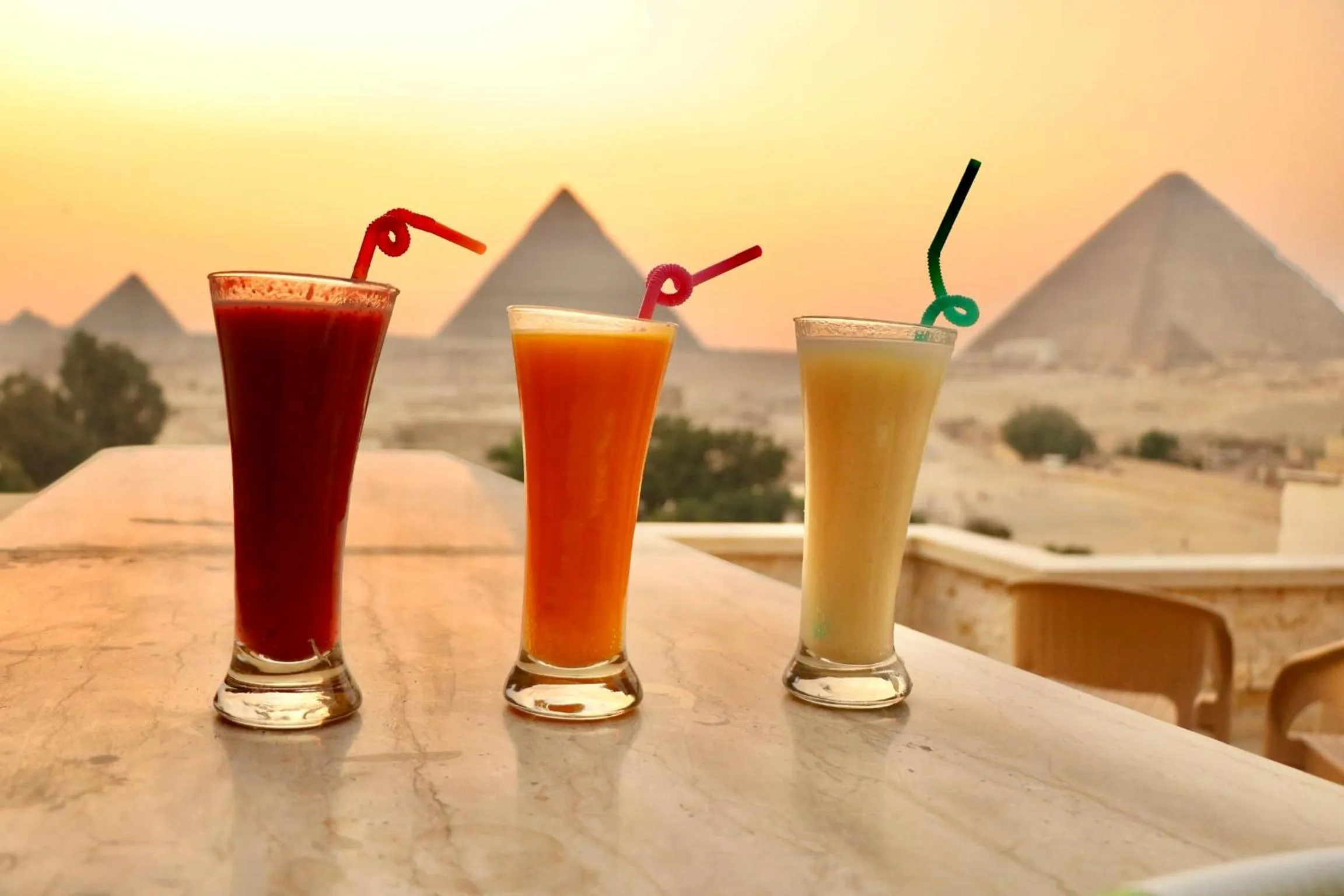 Drinks in Sahara Pyramids Inn