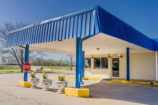 Regency Inn Regency Inn