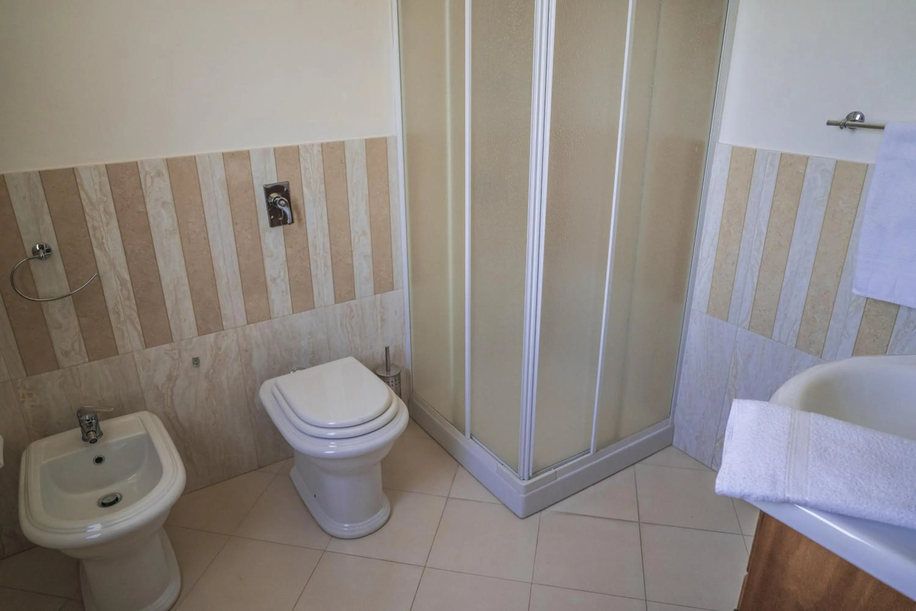 Shower in Casa Piano del Re