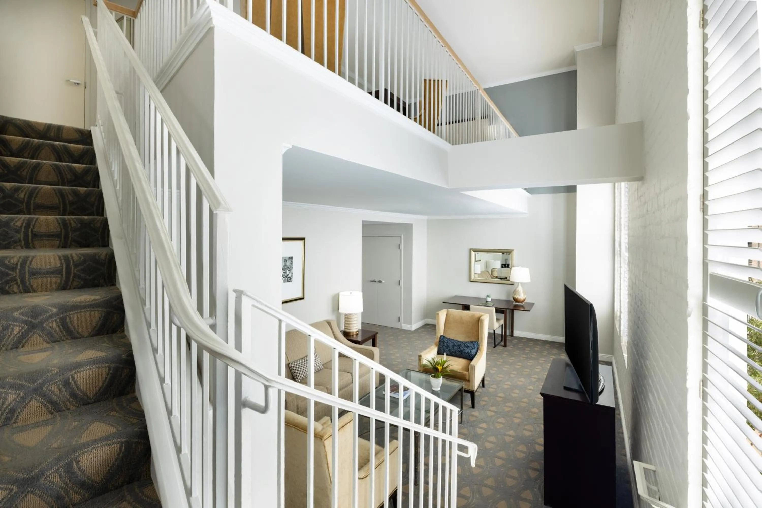 Living room in Riverfront Hotel New Orleans