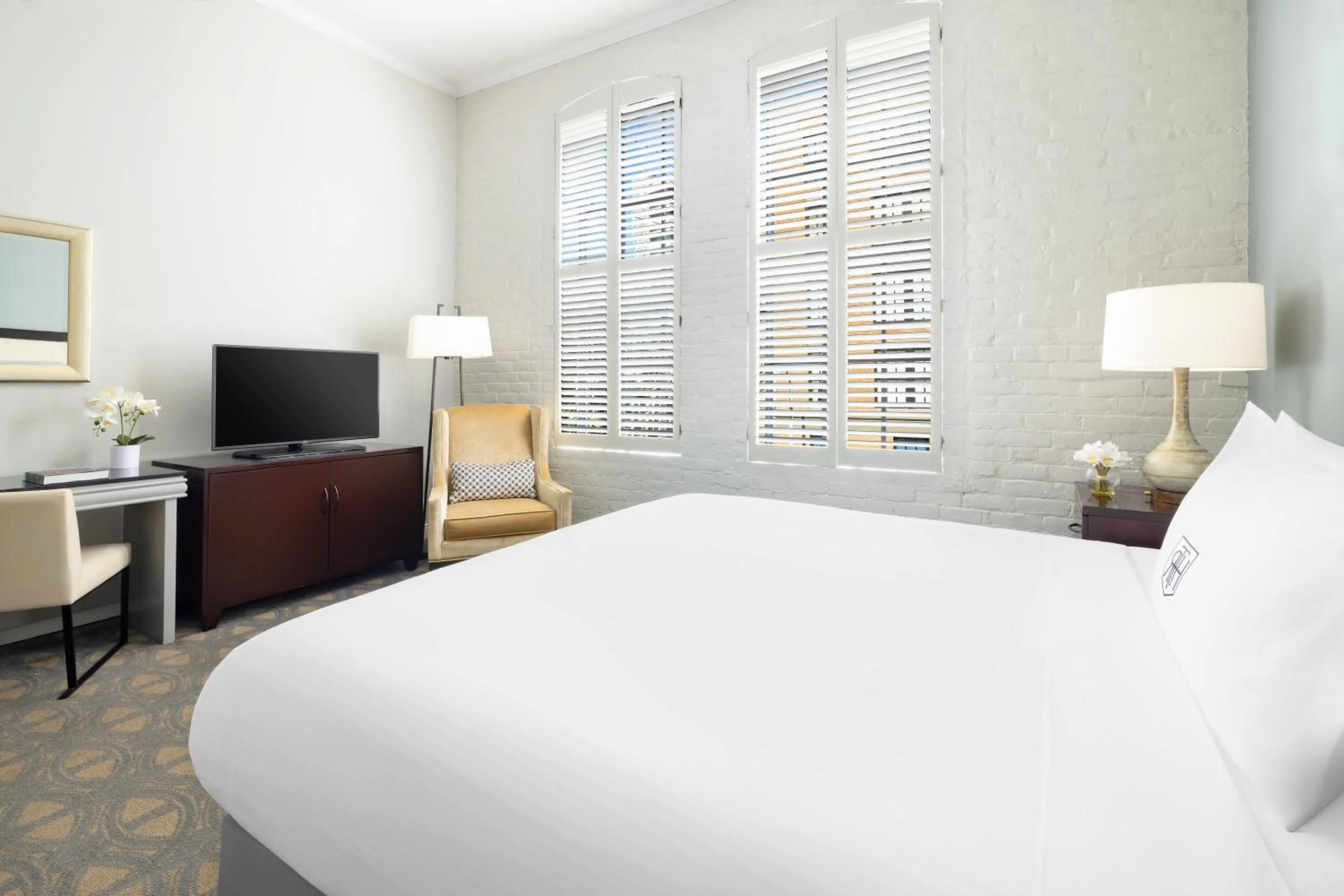 Bedroom, Bed in Riverfront Hotel New Orleans