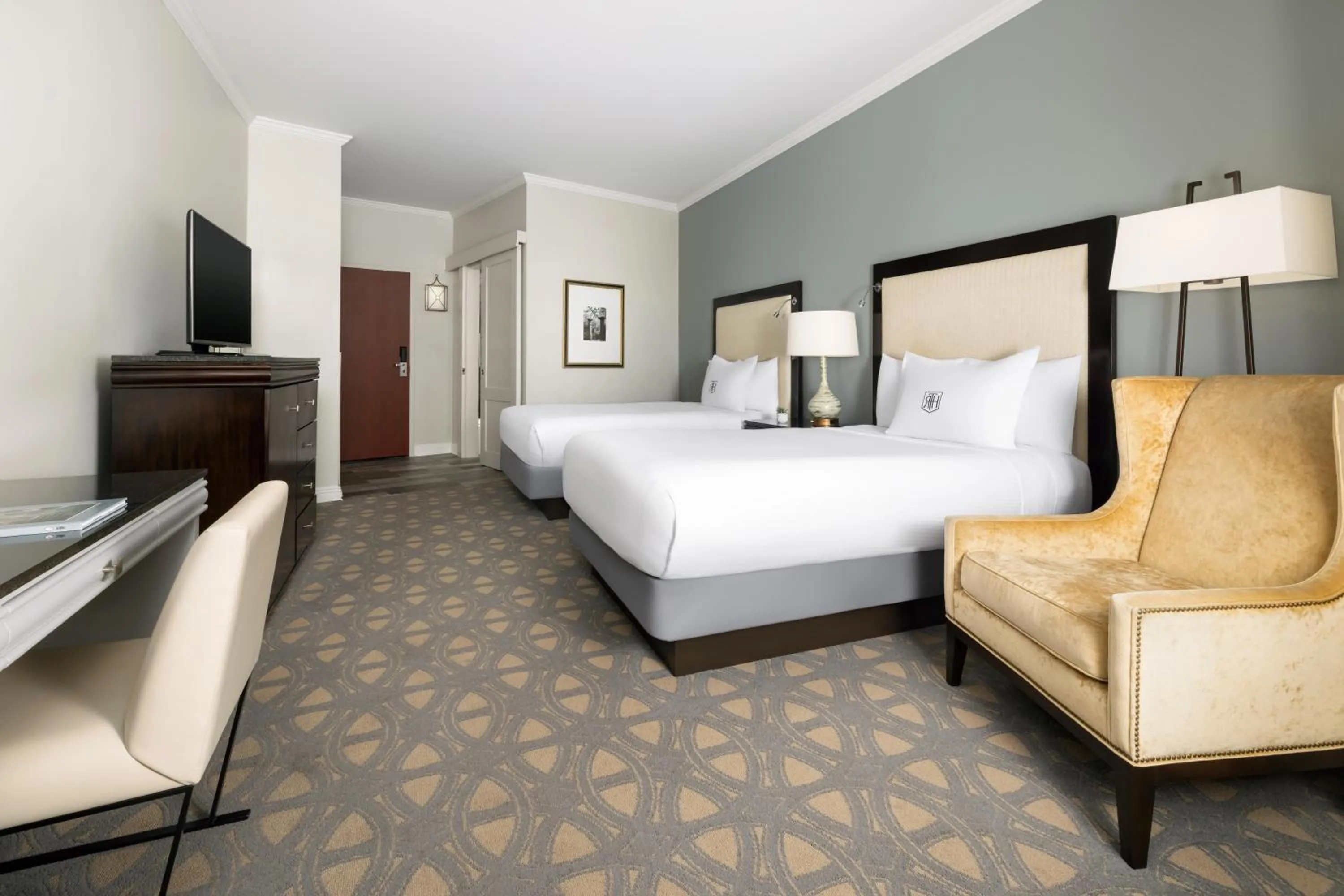 Bedroom, Bed in Riverfront Hotel New Orleans