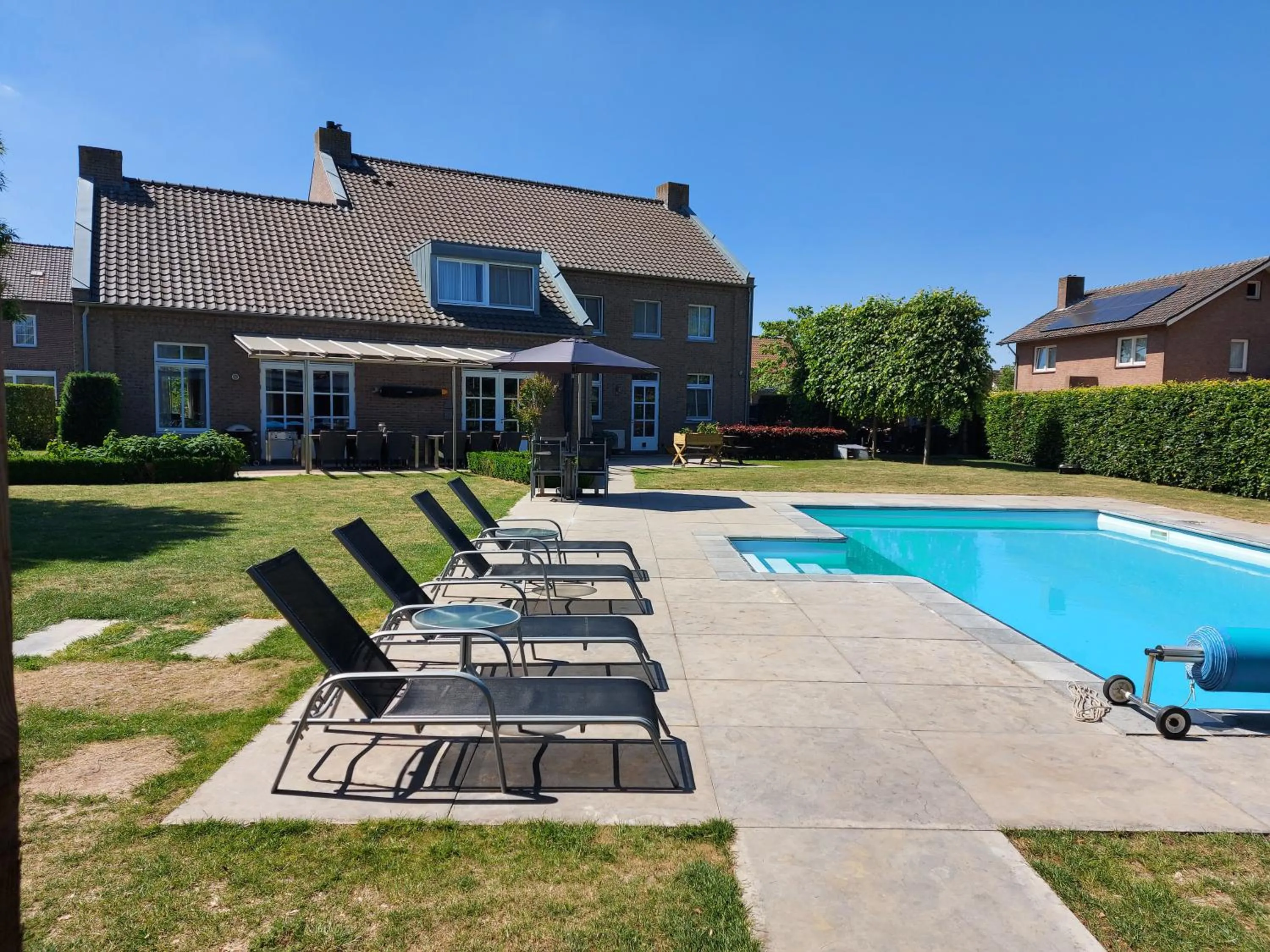 Swimming pool in B&B La Vita Verde