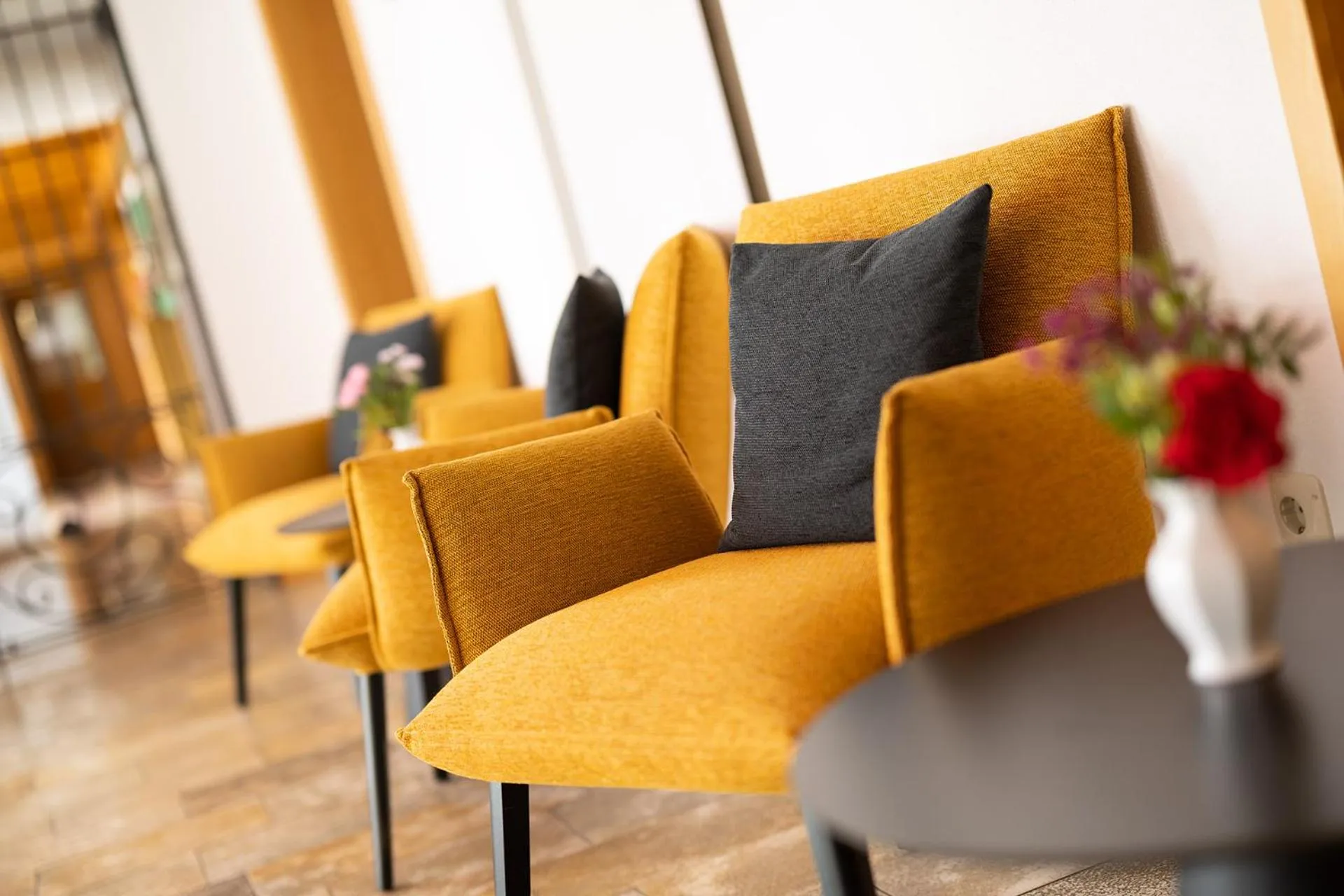 Seating area in Gasthaus Landbrecht