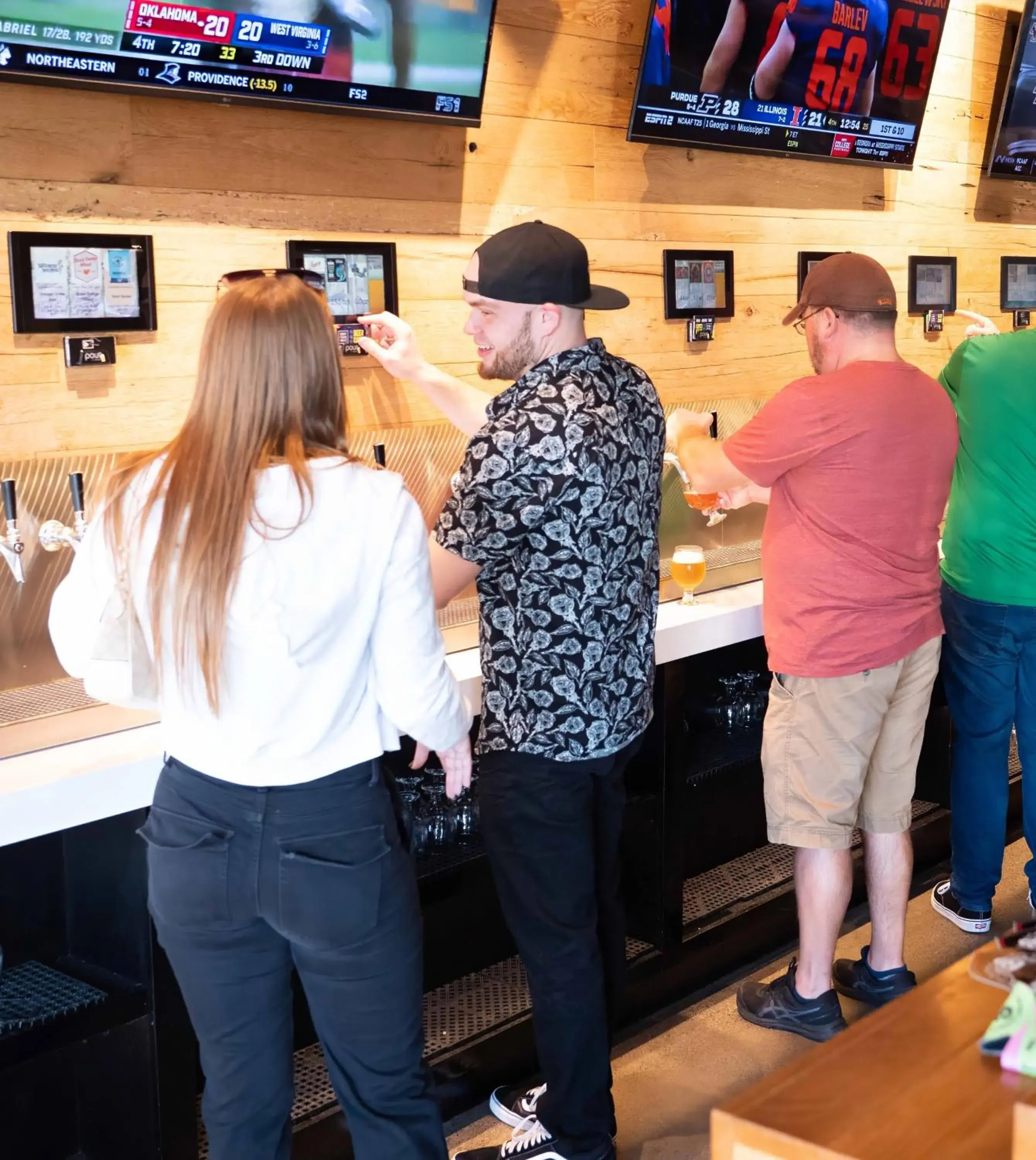 Restaurant/places to eat in Studio Allston Hotel Boston Restaurant/places to eat in Studio Allston Hotel Boston