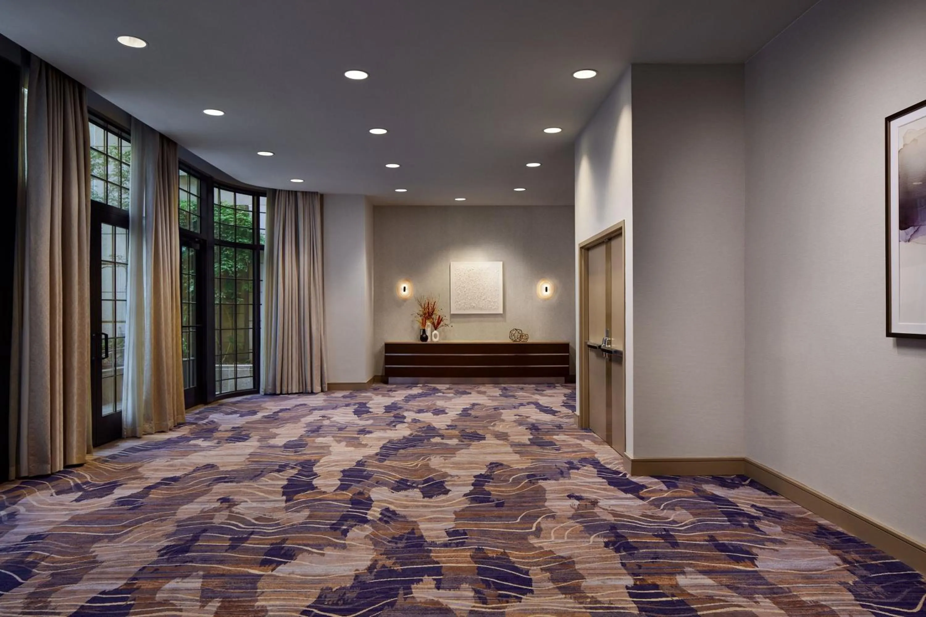Meeting/conference room, Bed in Westin Georgetown, Washington D.C.