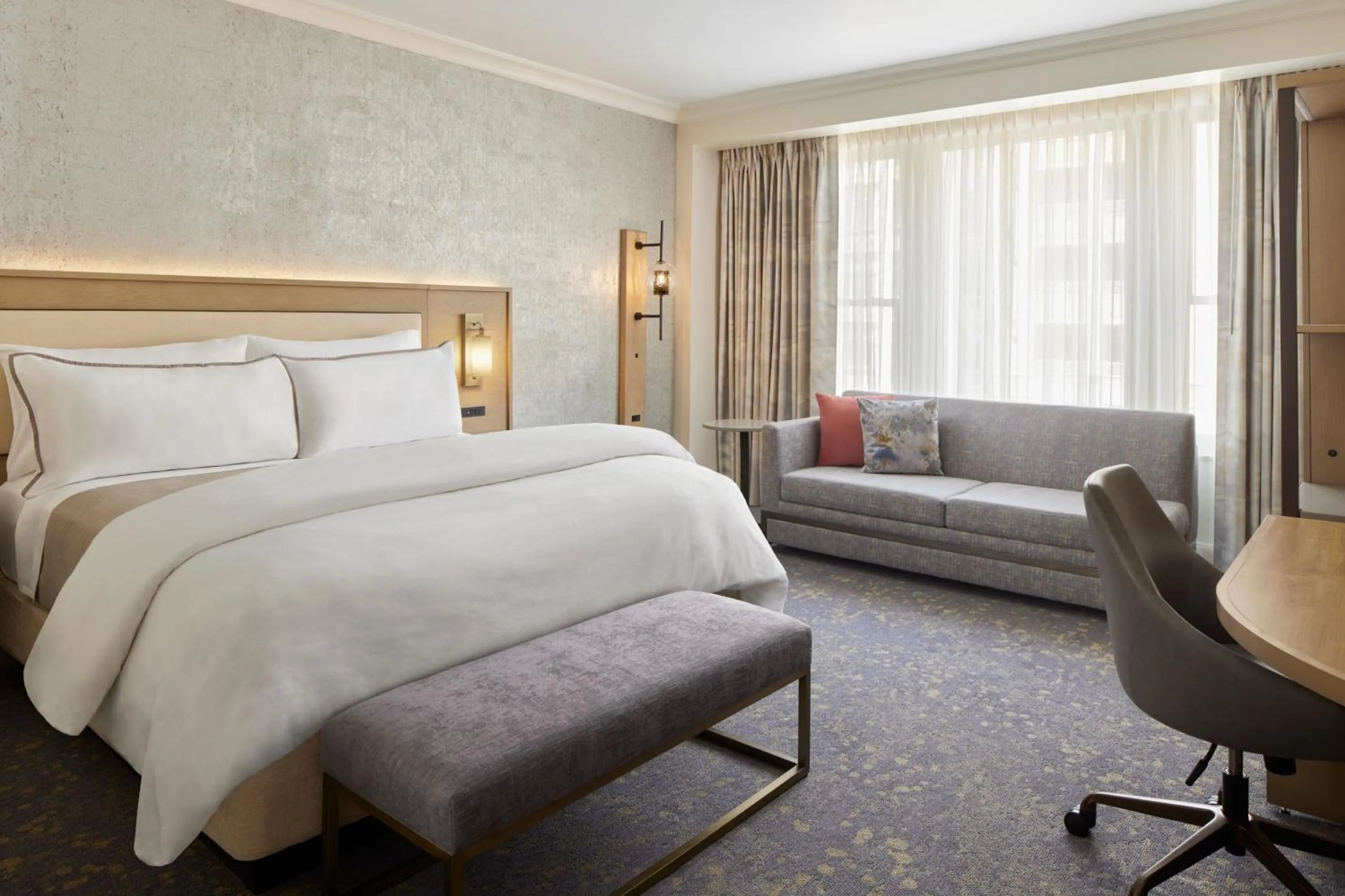 Photo of the whole room, Bed in Westin Georgetown, Washington D.C.