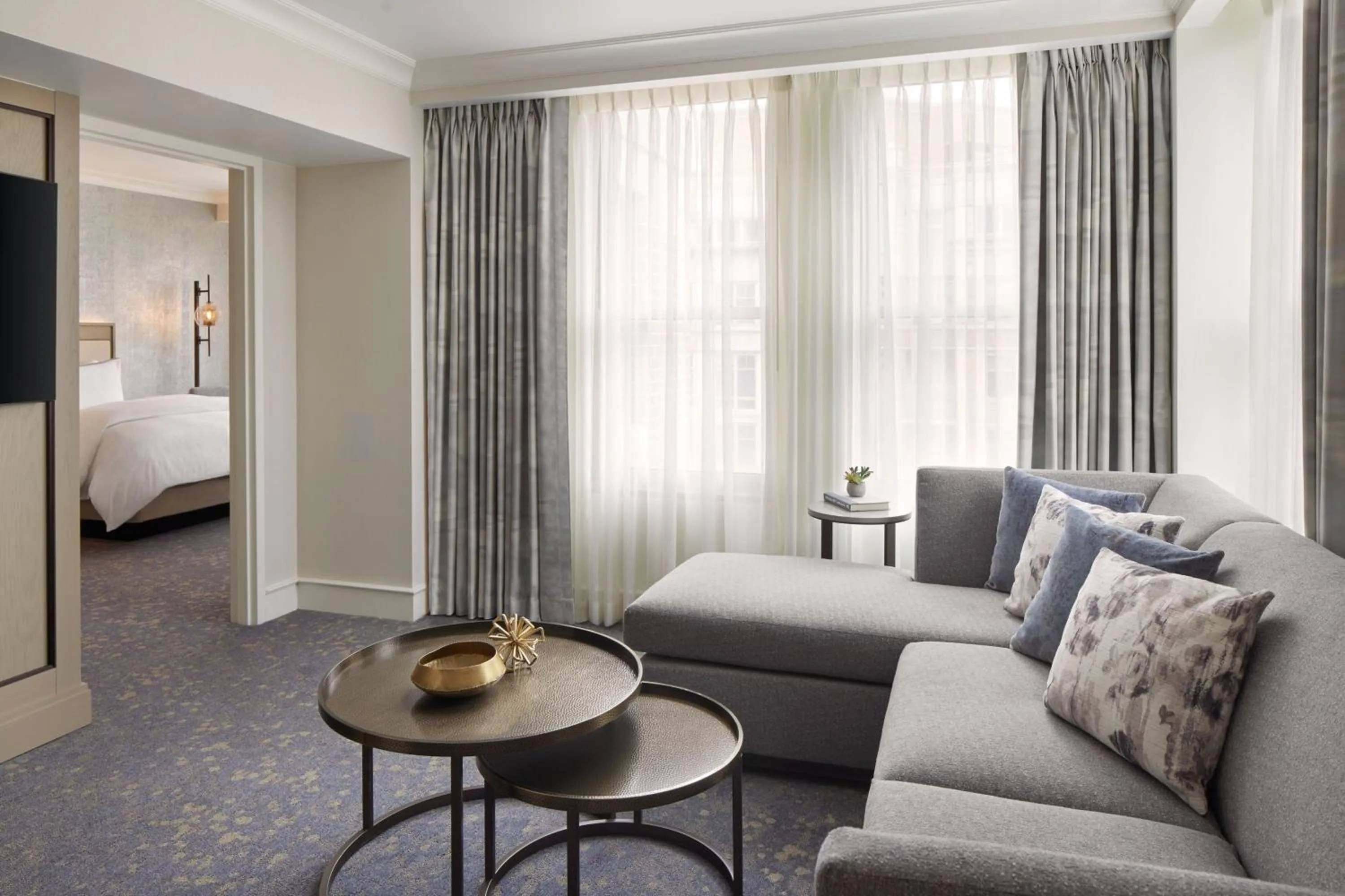 Bedroom, Bed in Westin Georgetown, Washington D.C.