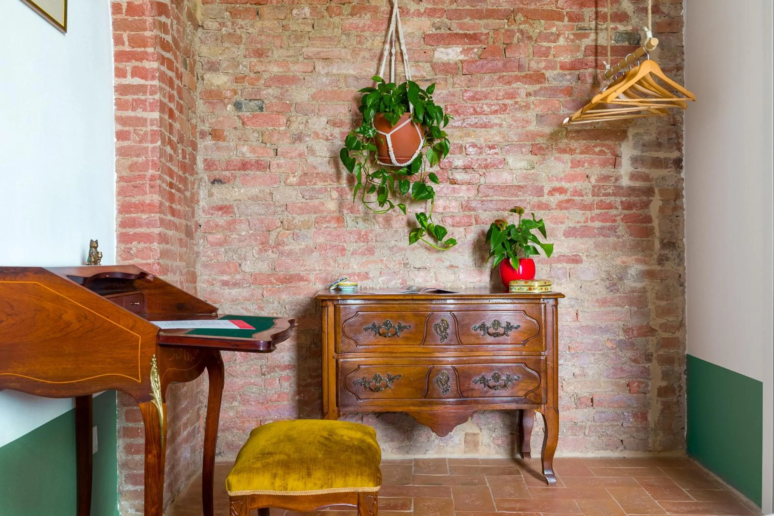 Decorative detail in Tenuta La Santissima