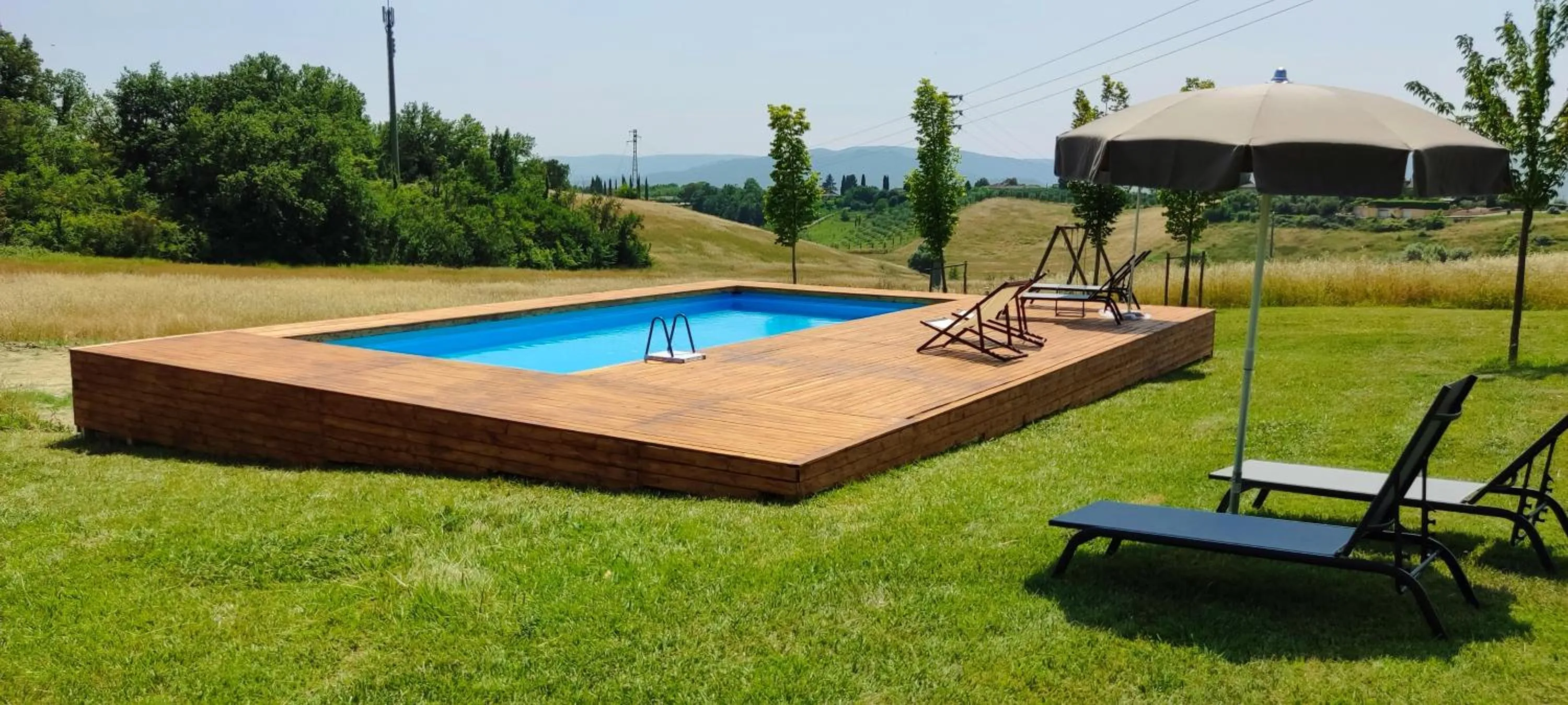 Swimming pool in Tenuta La Santissima