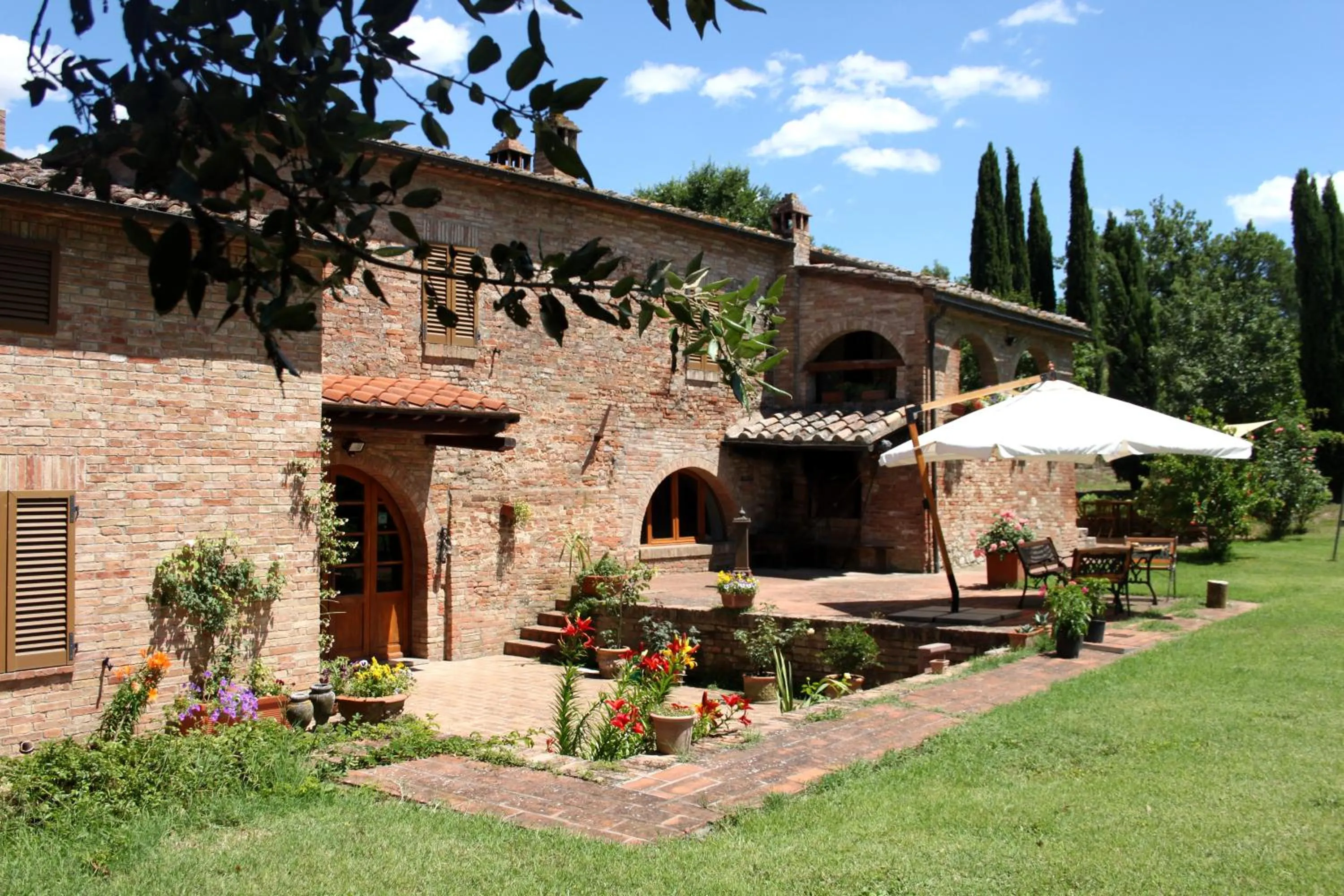 Property building in Tenuta La Santissima