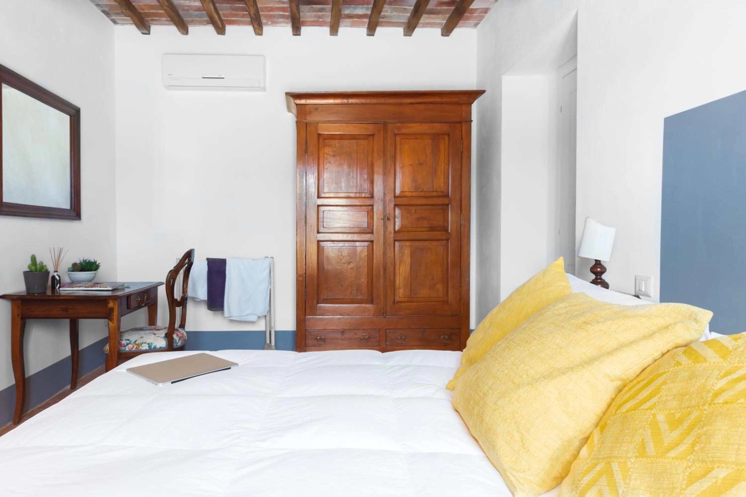 Bed in Tenuta La Santissima