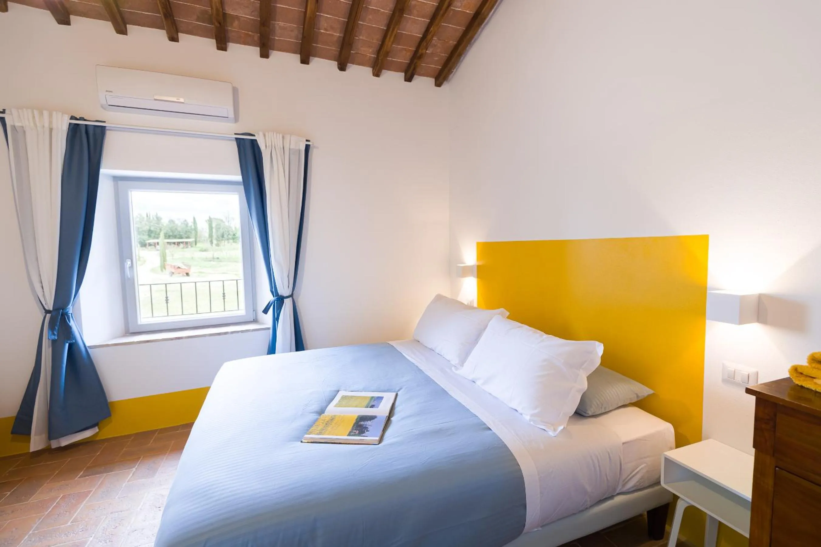Bed in Tenuta La Santissima
