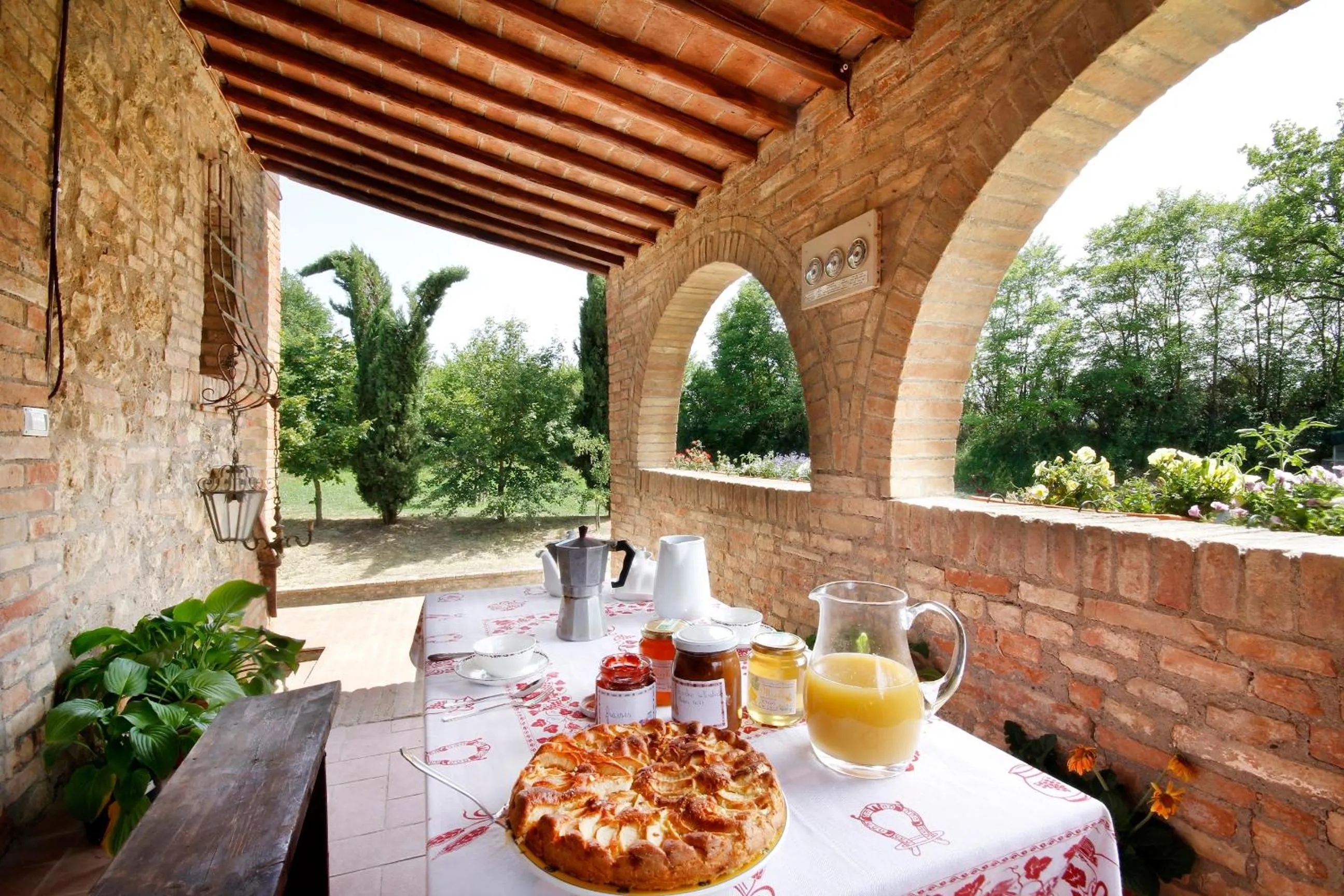Food and drinks in Tenuta La Santissima