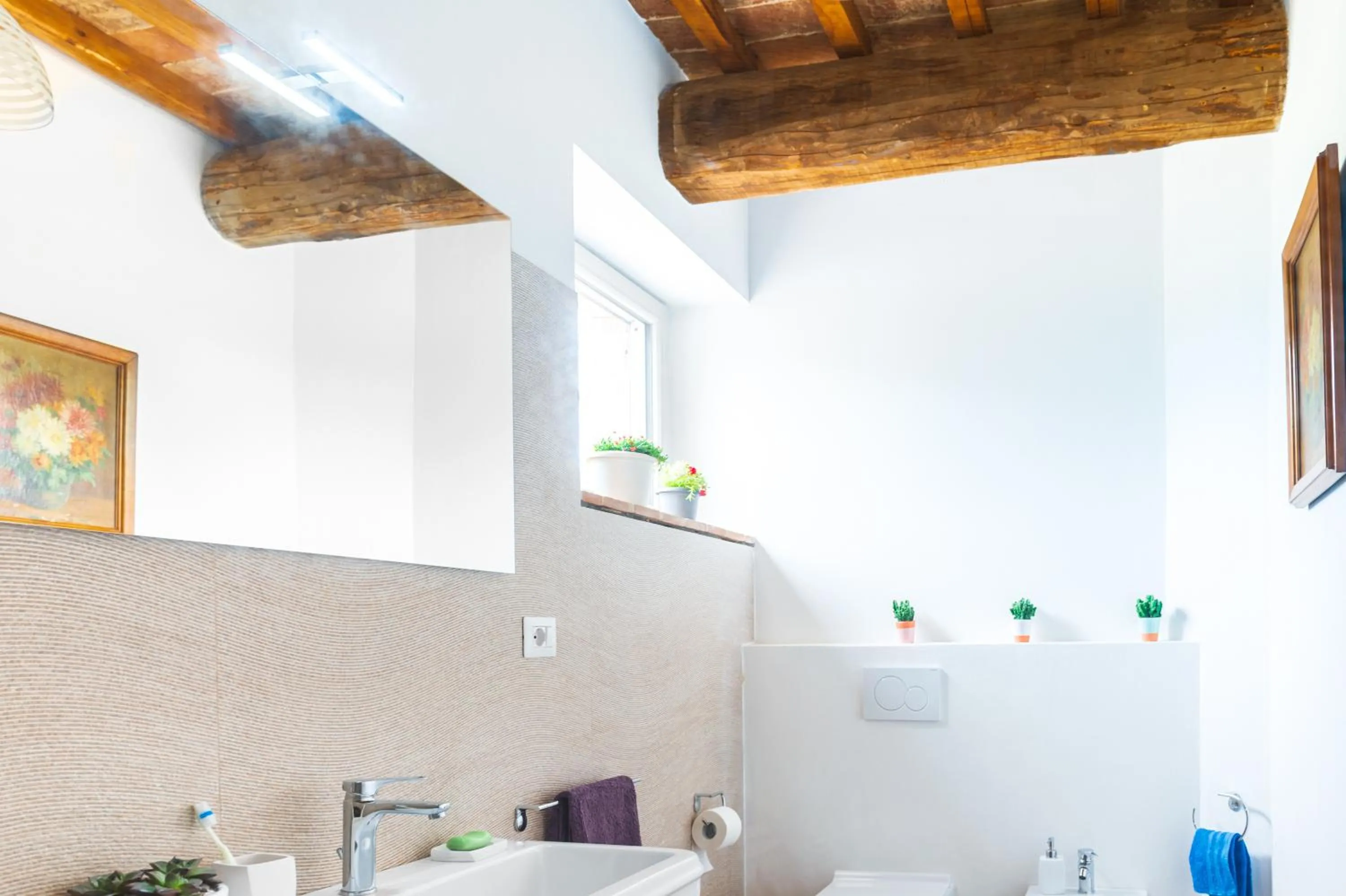 Shower in Tenuta La Santissima