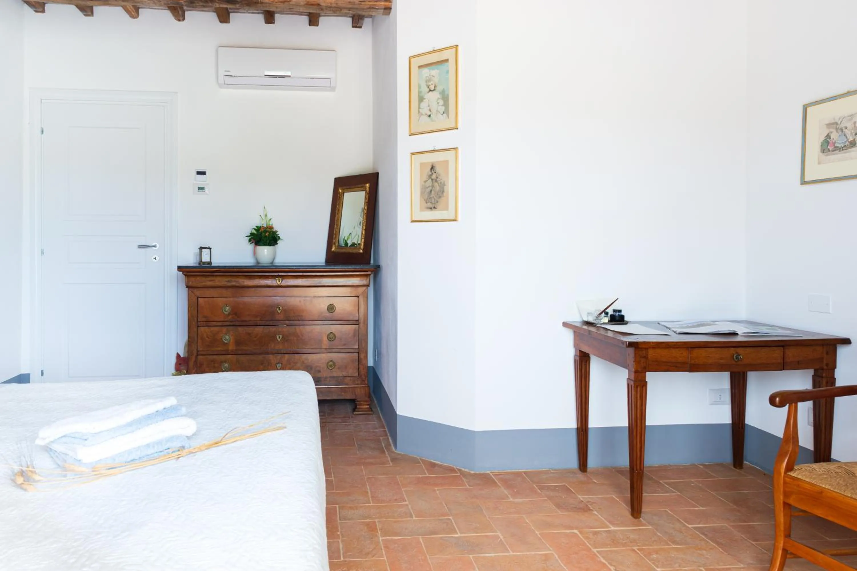 Bed in Tenuta La Santissima