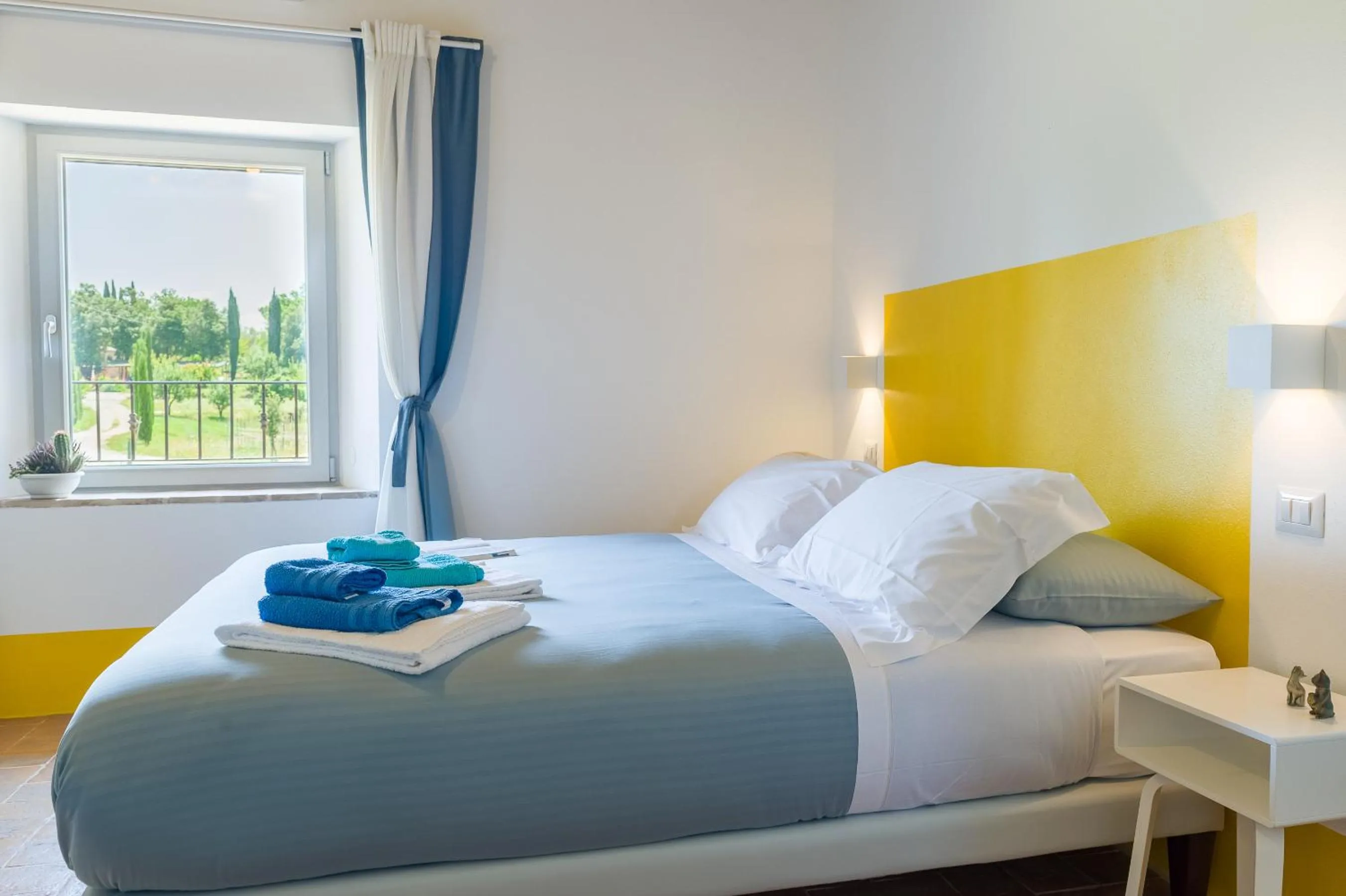 Photo of the whole room, Bed in Tenuta La Santissima