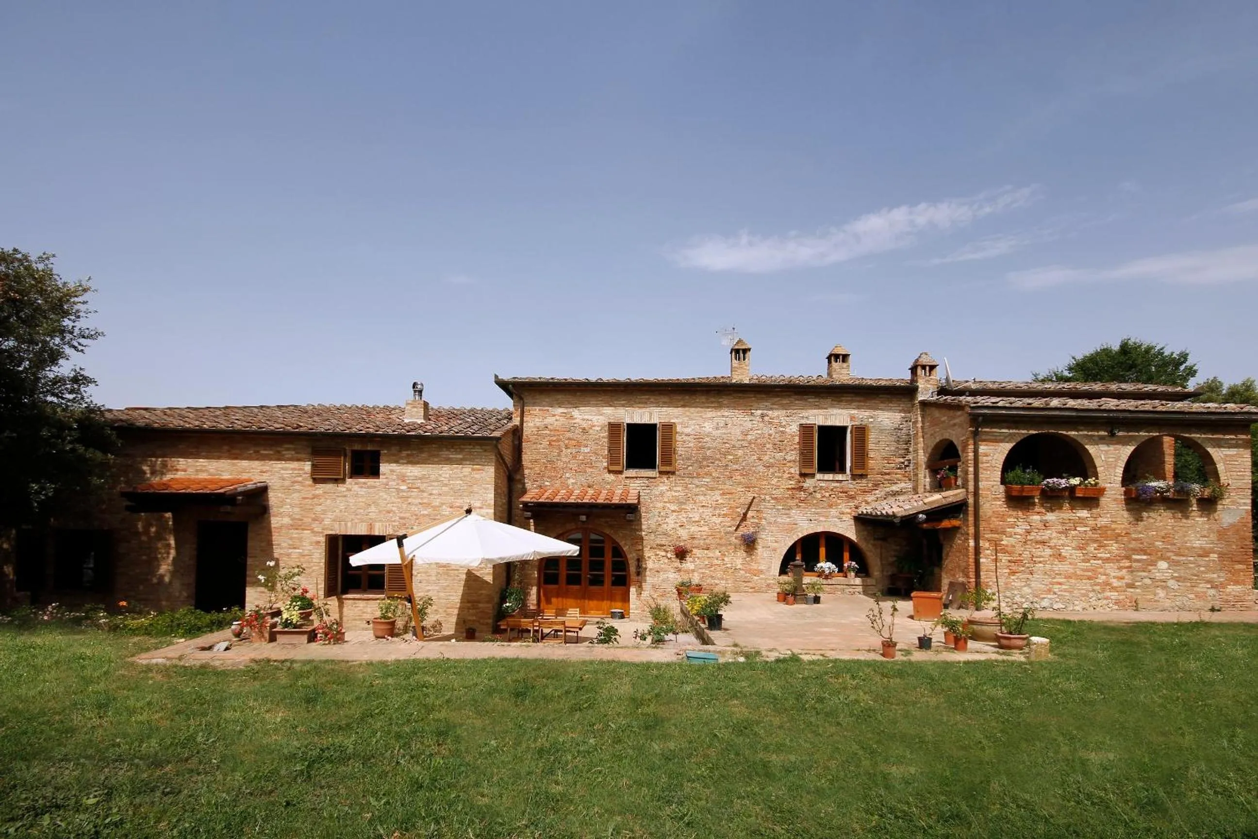 Property building in Tenuta La Santissima