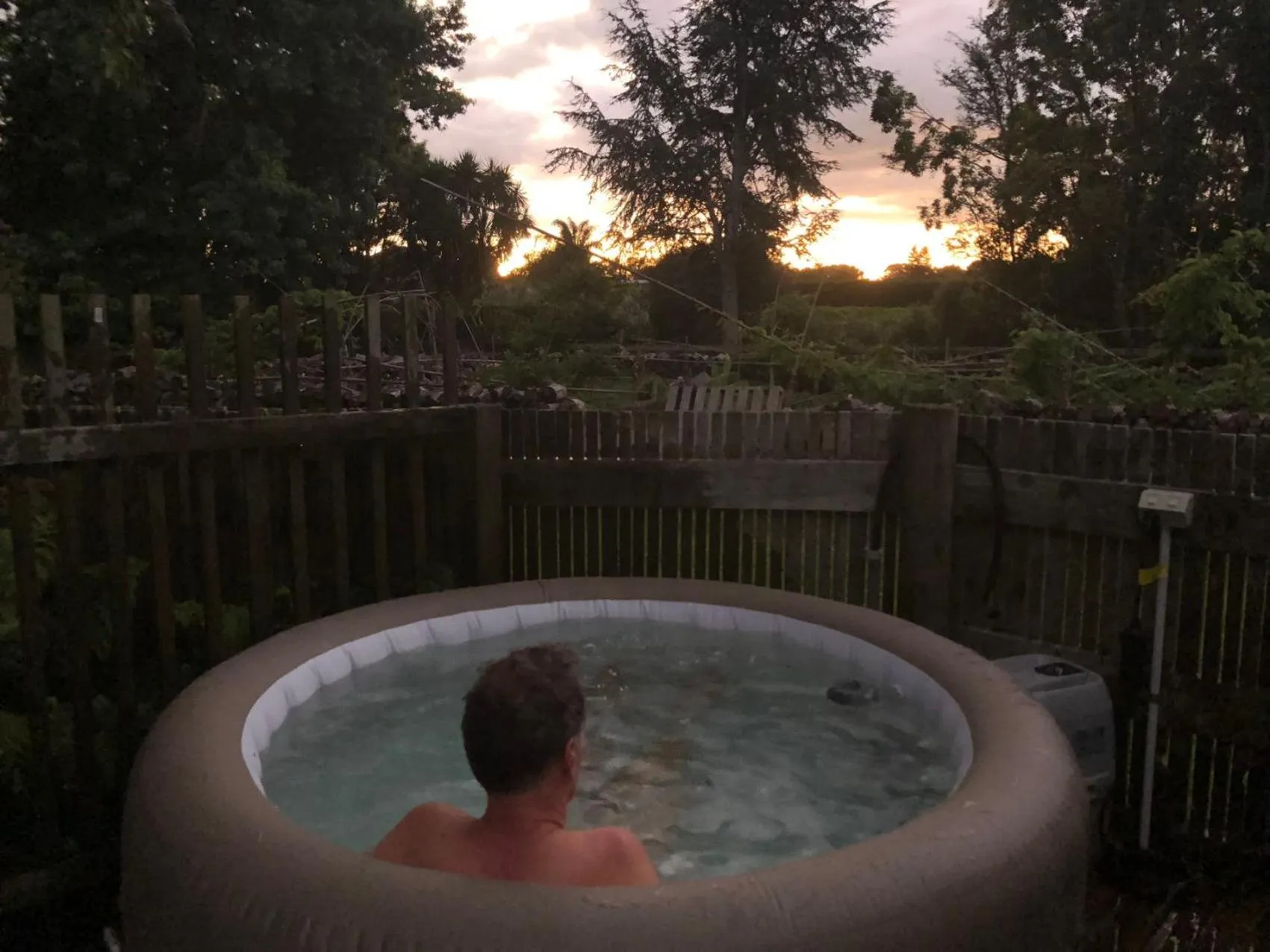 Hot Tub in English Cherry Tree Manor