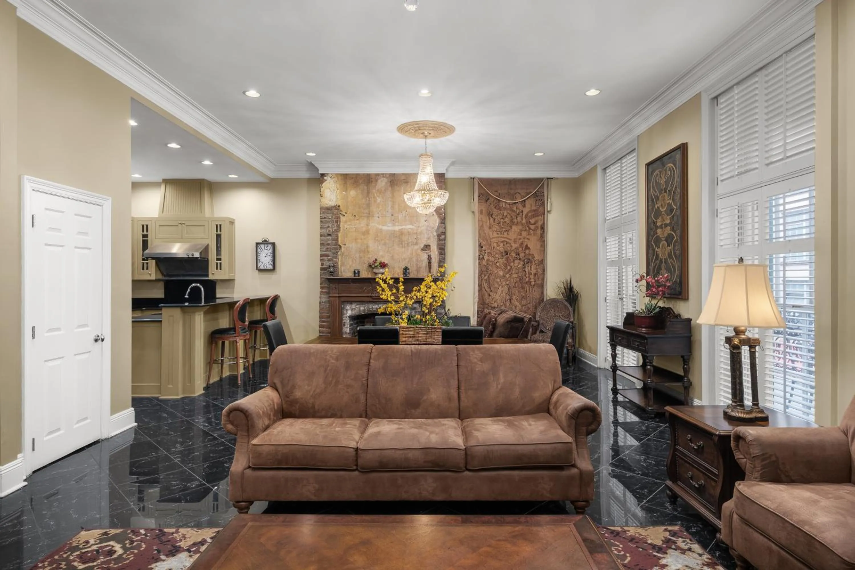 Kitchen or kitchenette in Hotel Mazarin
