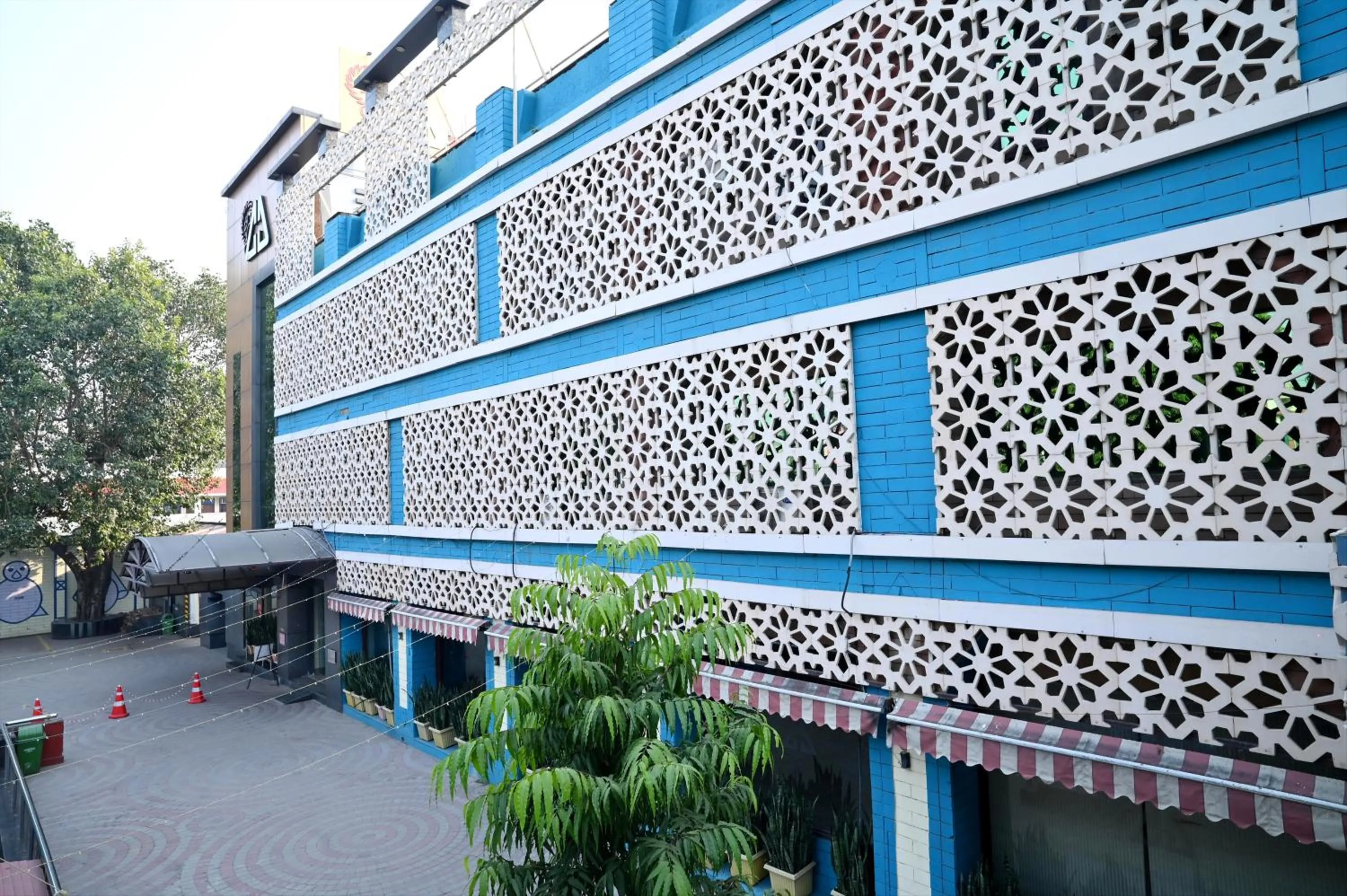 Property building in Citi Club