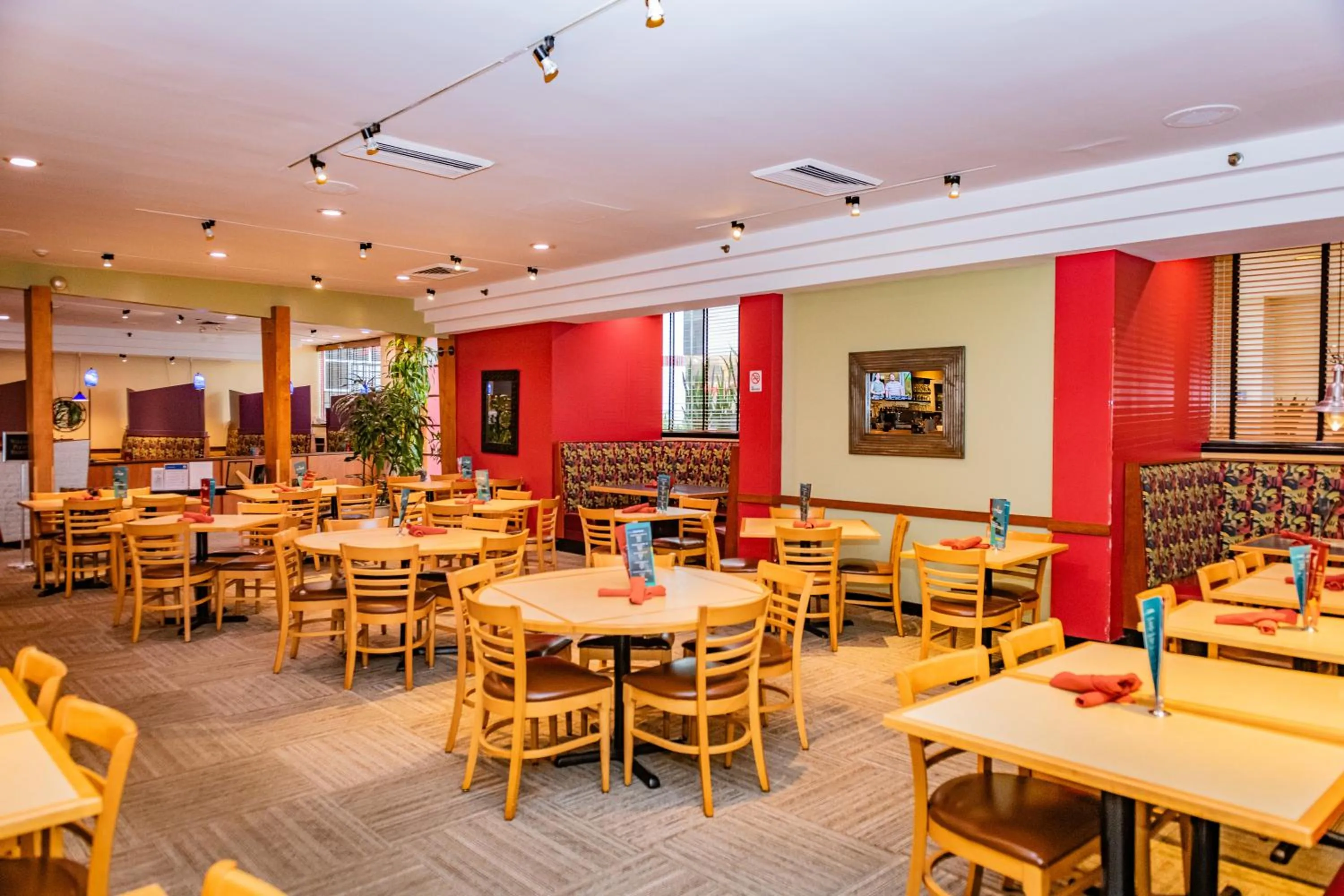 Restaurant/places to eat in The Inn at Longwood Medical