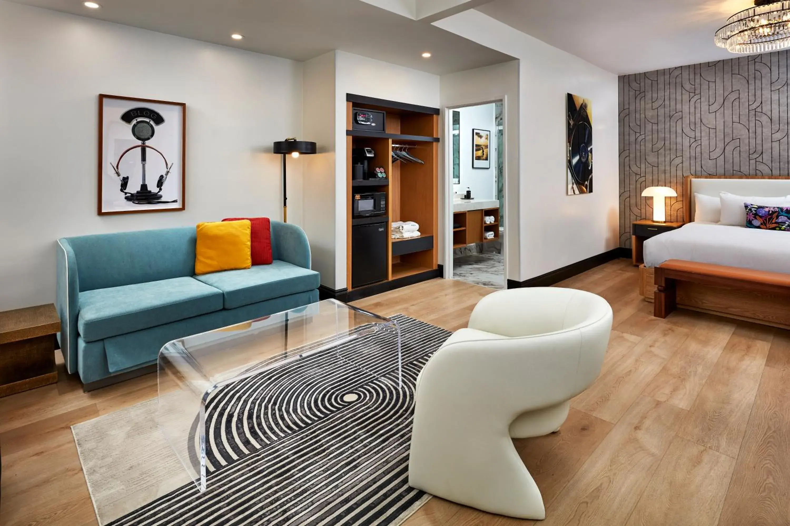 Living room, Bed in Elan Hotel Living room, Bed in Elan Hotel