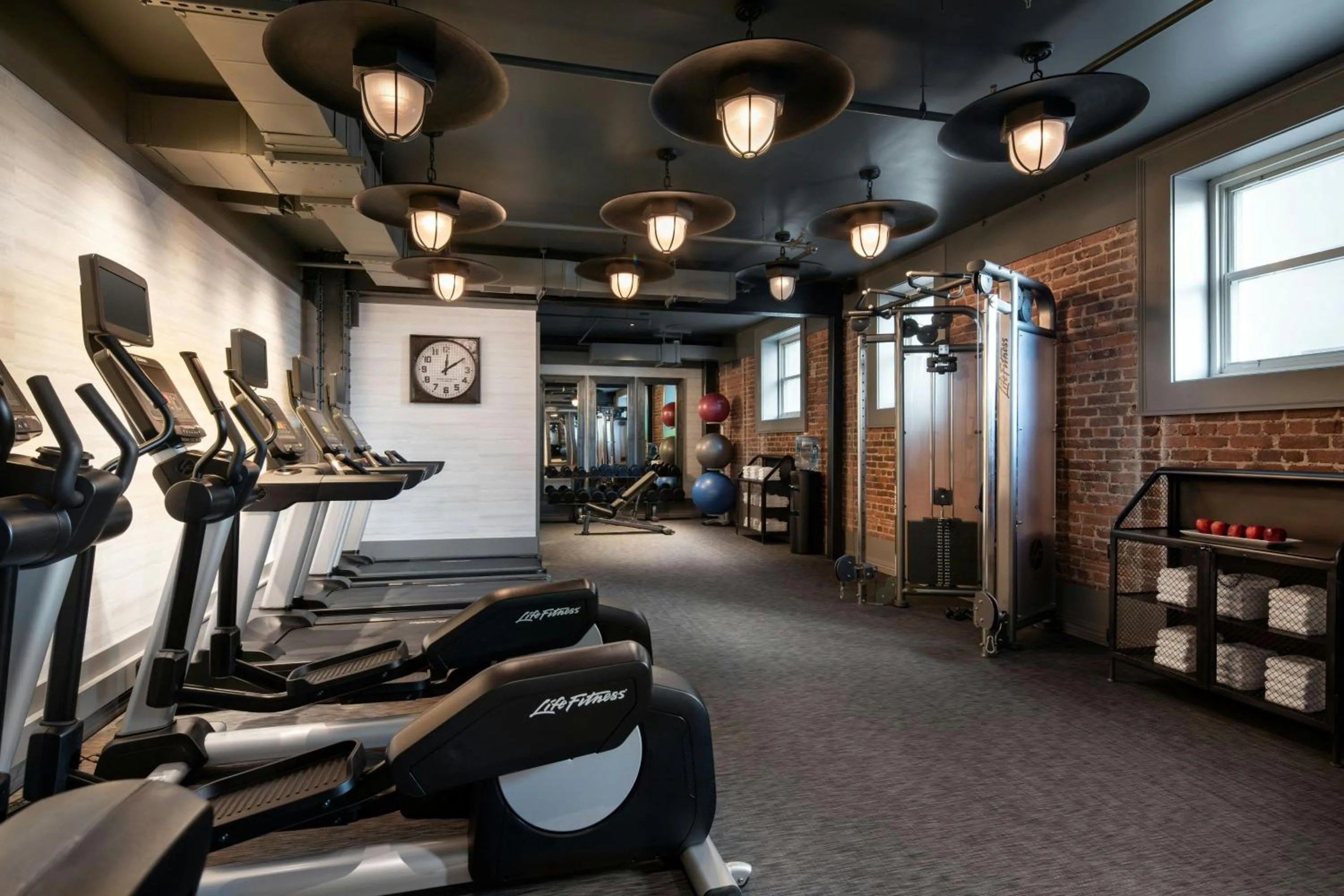 Fitness centre/facilities in Courtyard by Marriott San Francisco Downtown/Van Ness Ave
