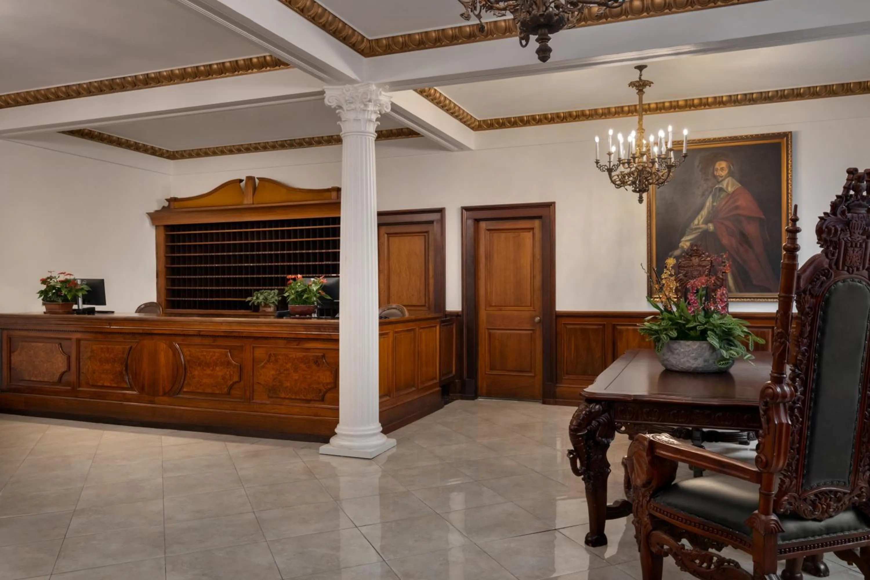 Lobby or reception in Le Richelieu Hotel in the French Quarter