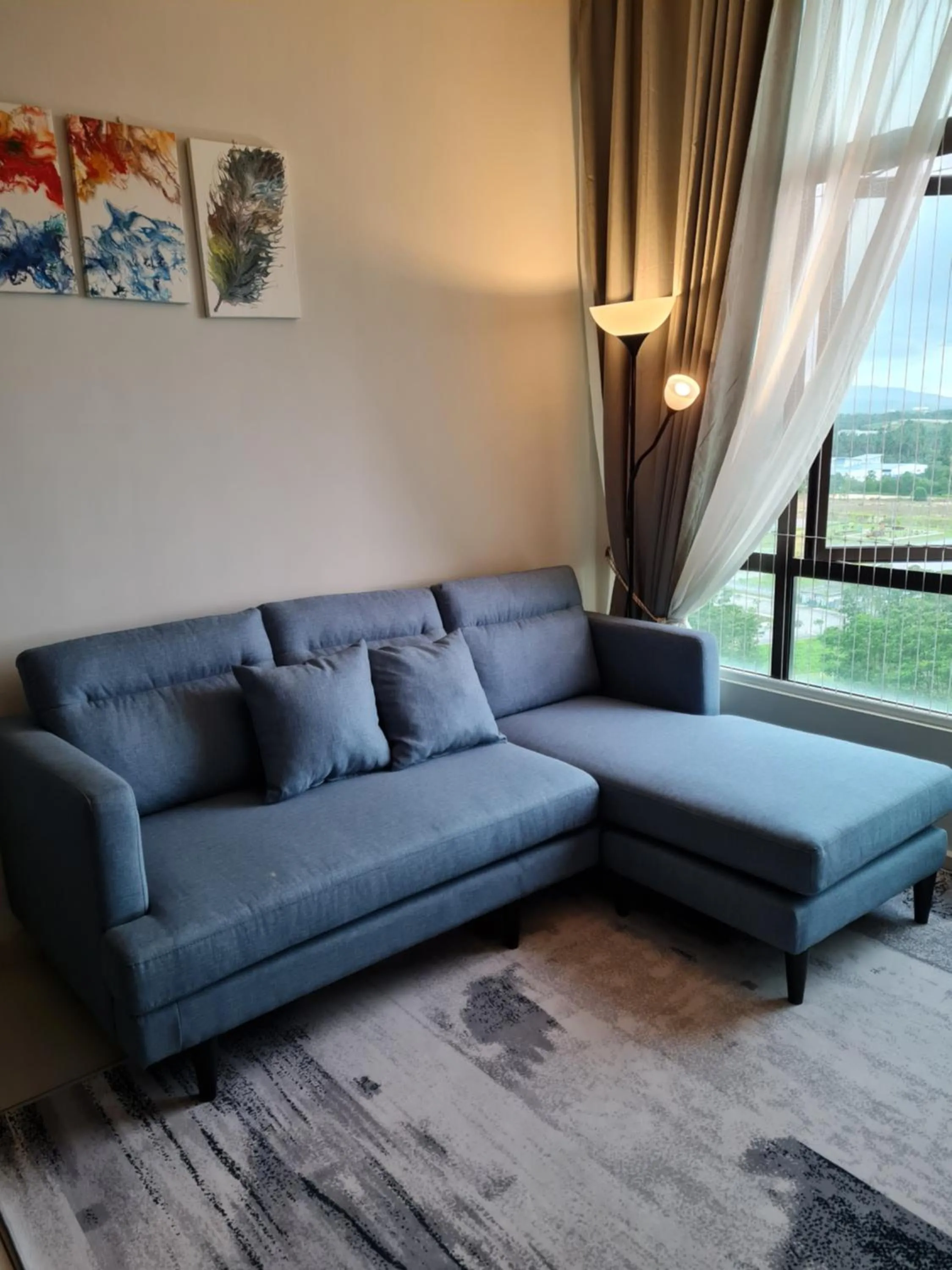 E Life D Summit Residences With Wifi & Netflix