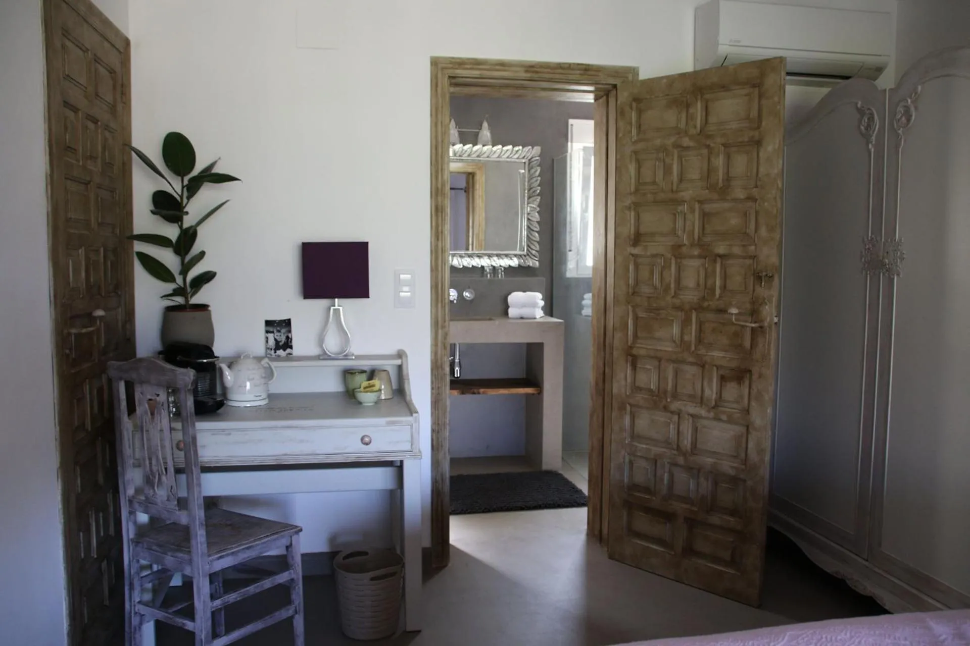 Bed in Villa Foia Vella - adults only